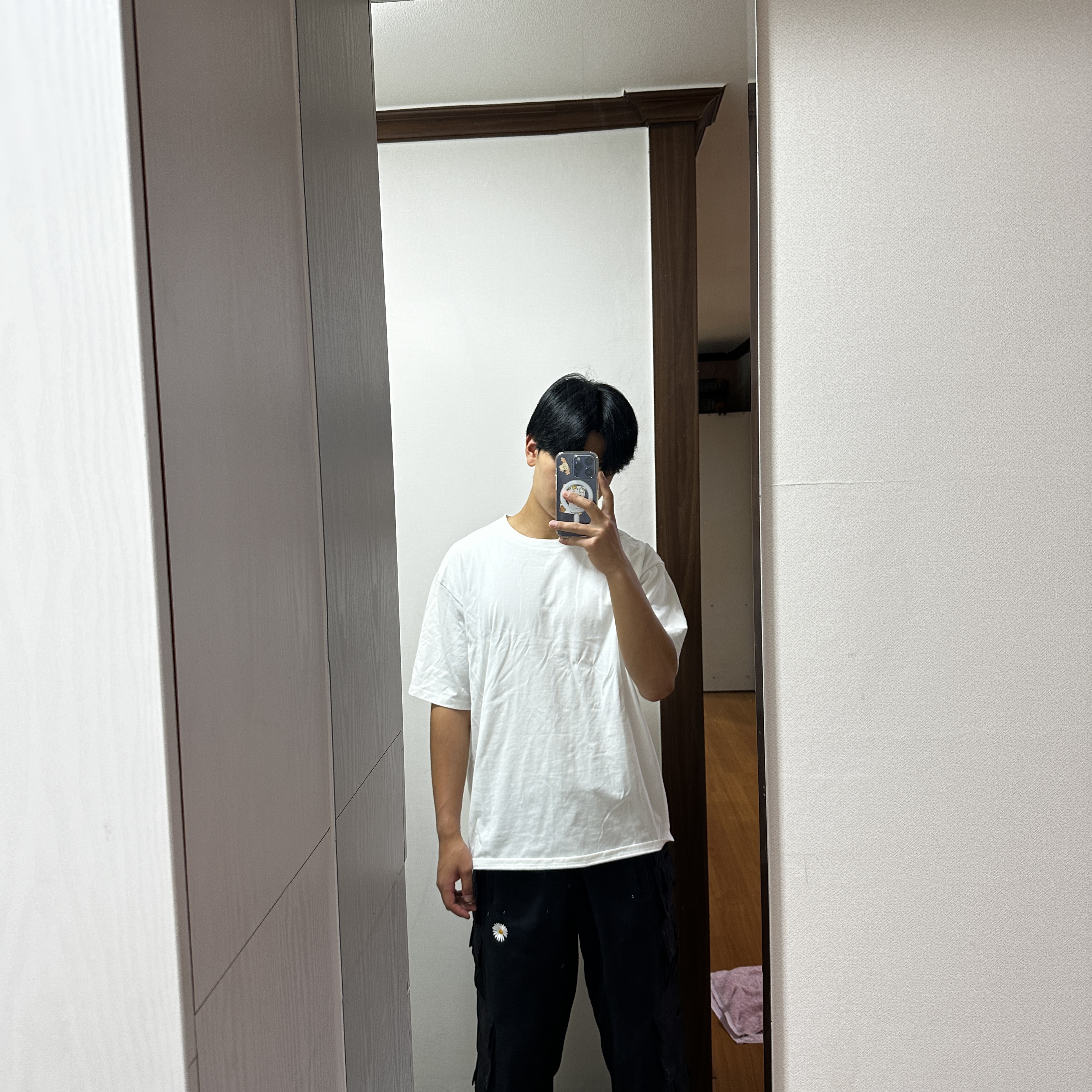 Nike x Peaceminusone Wide Pants Black (DR0096-010) 착용 스타일 - 1