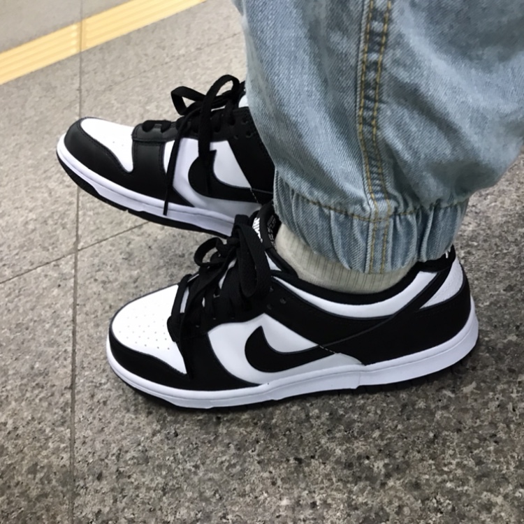 (W) Nike Dunk Low Black 착용 스타일