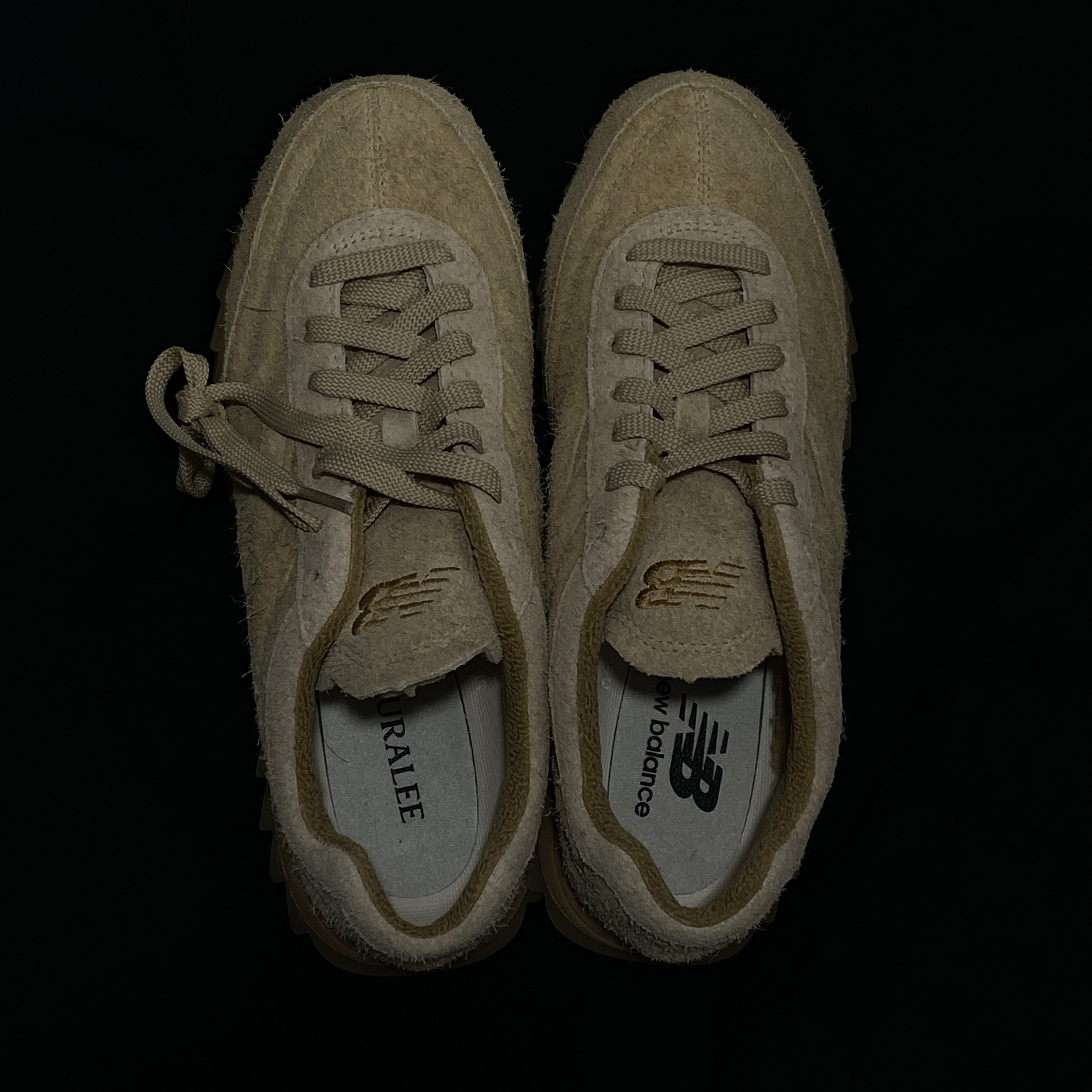New Balance x Auralee RC30 Tan Orange 착용 스타일