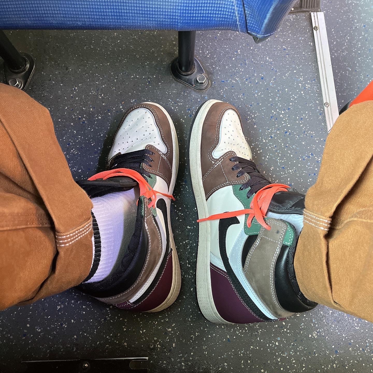 Jordan 1 Retro High OG Craft 착용 스타일 - 1