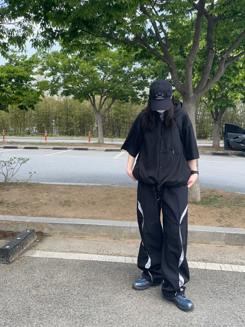 아디다스 오르케트로 브라이트 블루 카본 블랙 착용 스타일 - 3