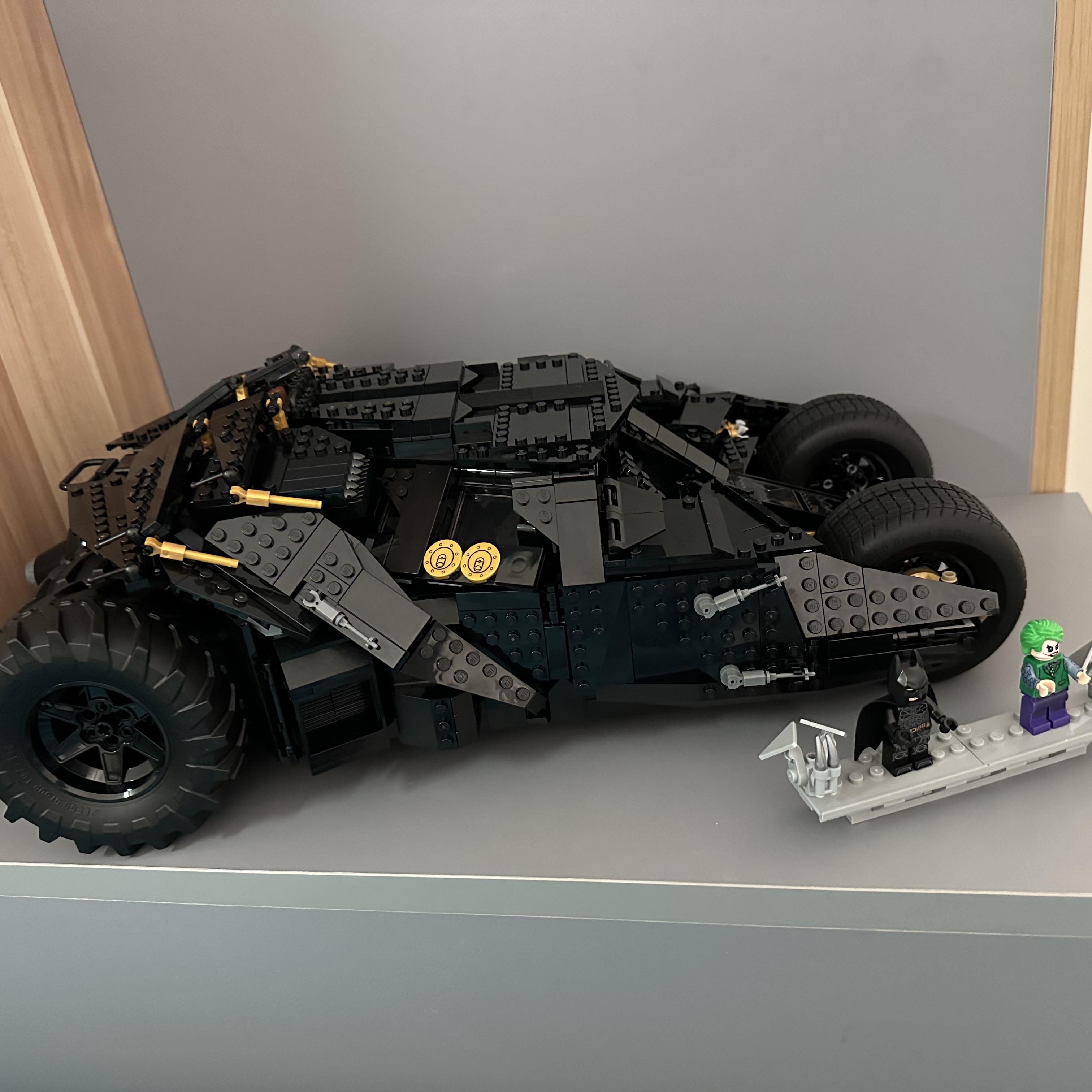 Lego DC Comics Batman Batmobile Tumbler 착용 스타일