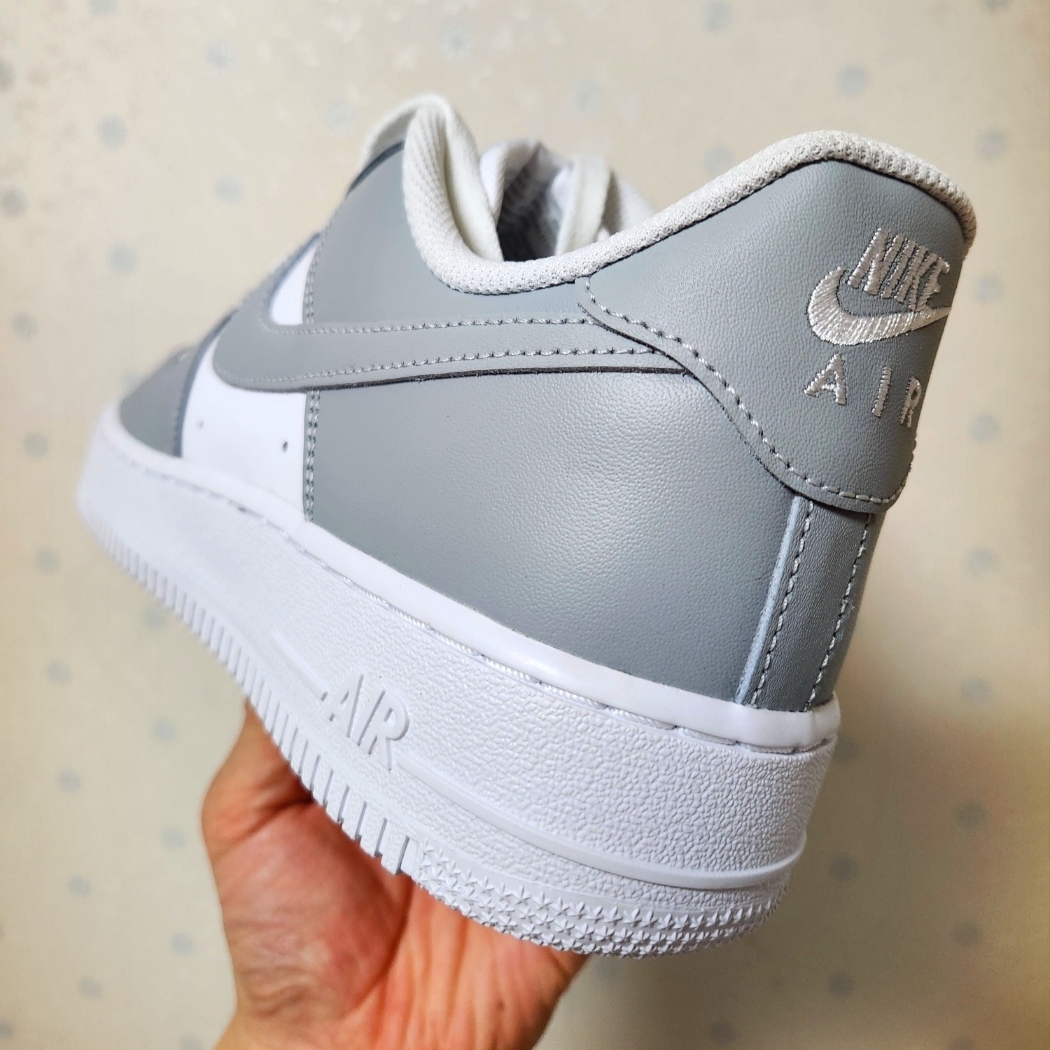 Nike Air Force 1 Low White Grey 착용 스타일 - 3