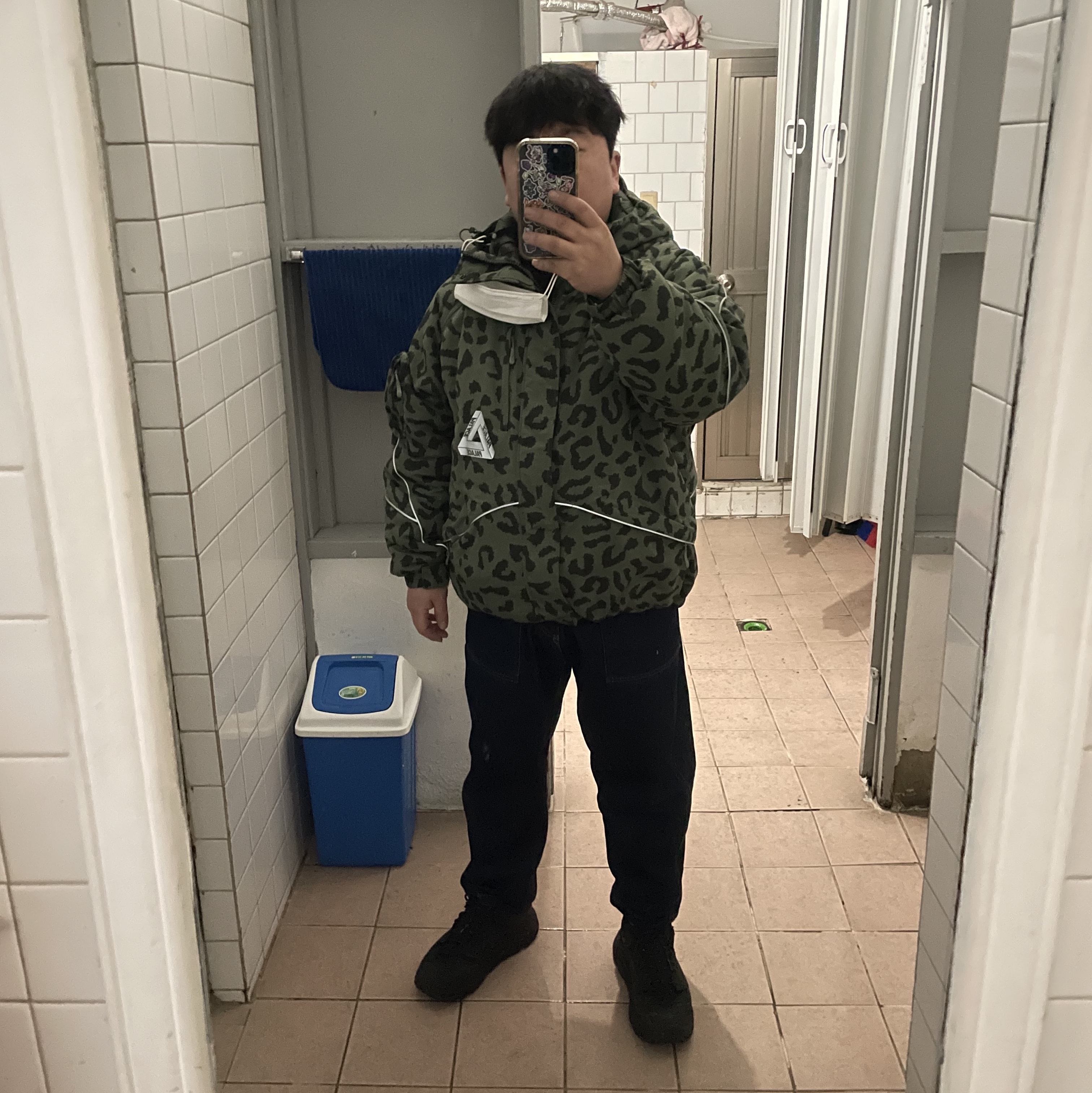Palace M-Tech Hooded Jacket Olive Cheetah - 22FW 착용 스타일