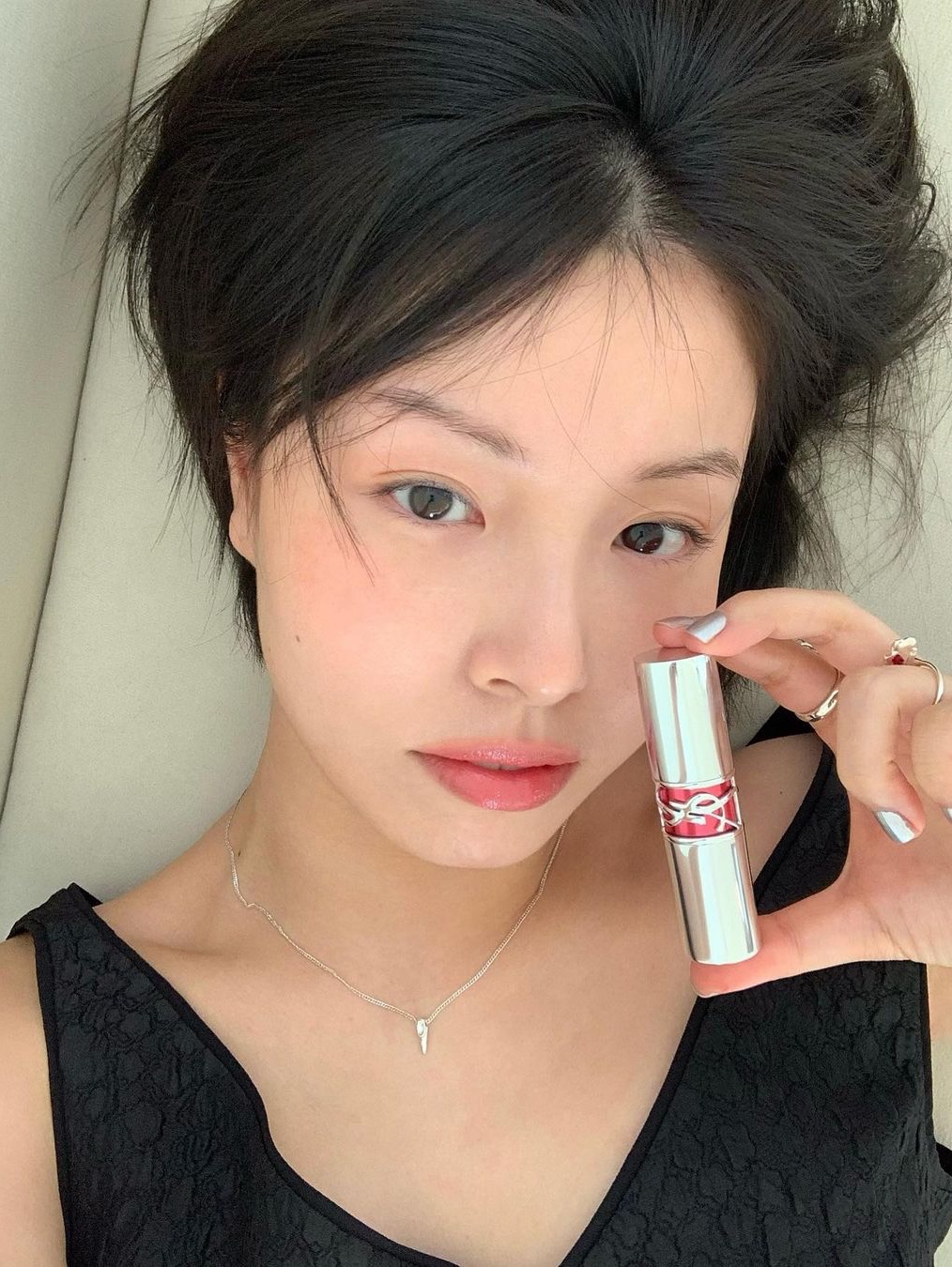 Yves Saint Laurent Rouge Volupte Candy Glaze Color Balm 13 Flashing Rose 착용 스타일