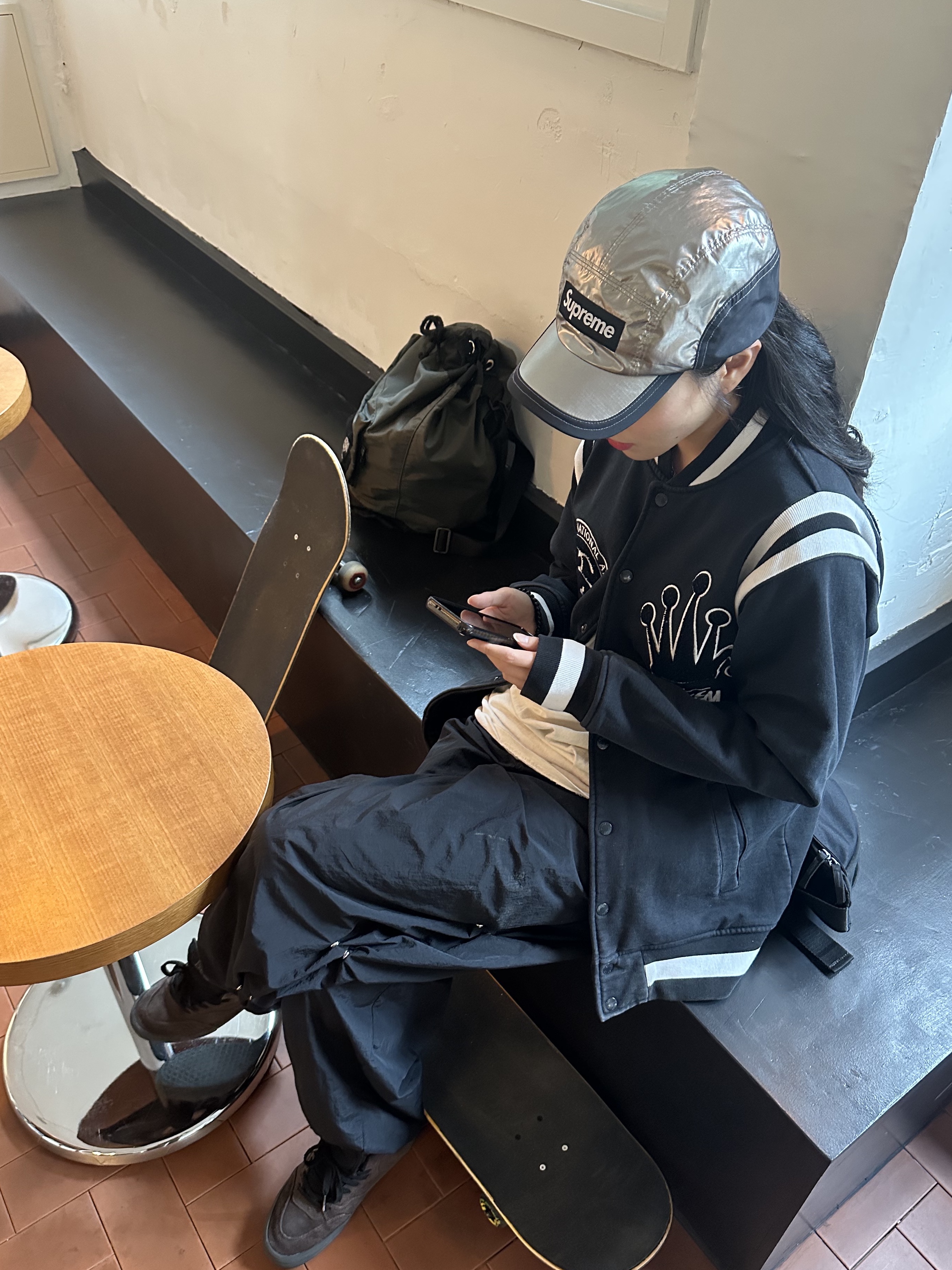 Supreme Gore-Tex Camp Cap Silver - 22FW 착용 스타일 - 2