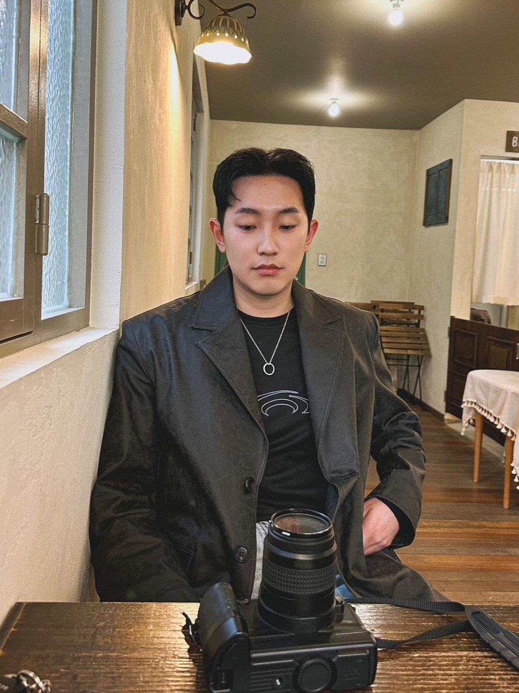 Art Of Field Flatlock Stitch T-Shirt Black 착용 스타일 - 2