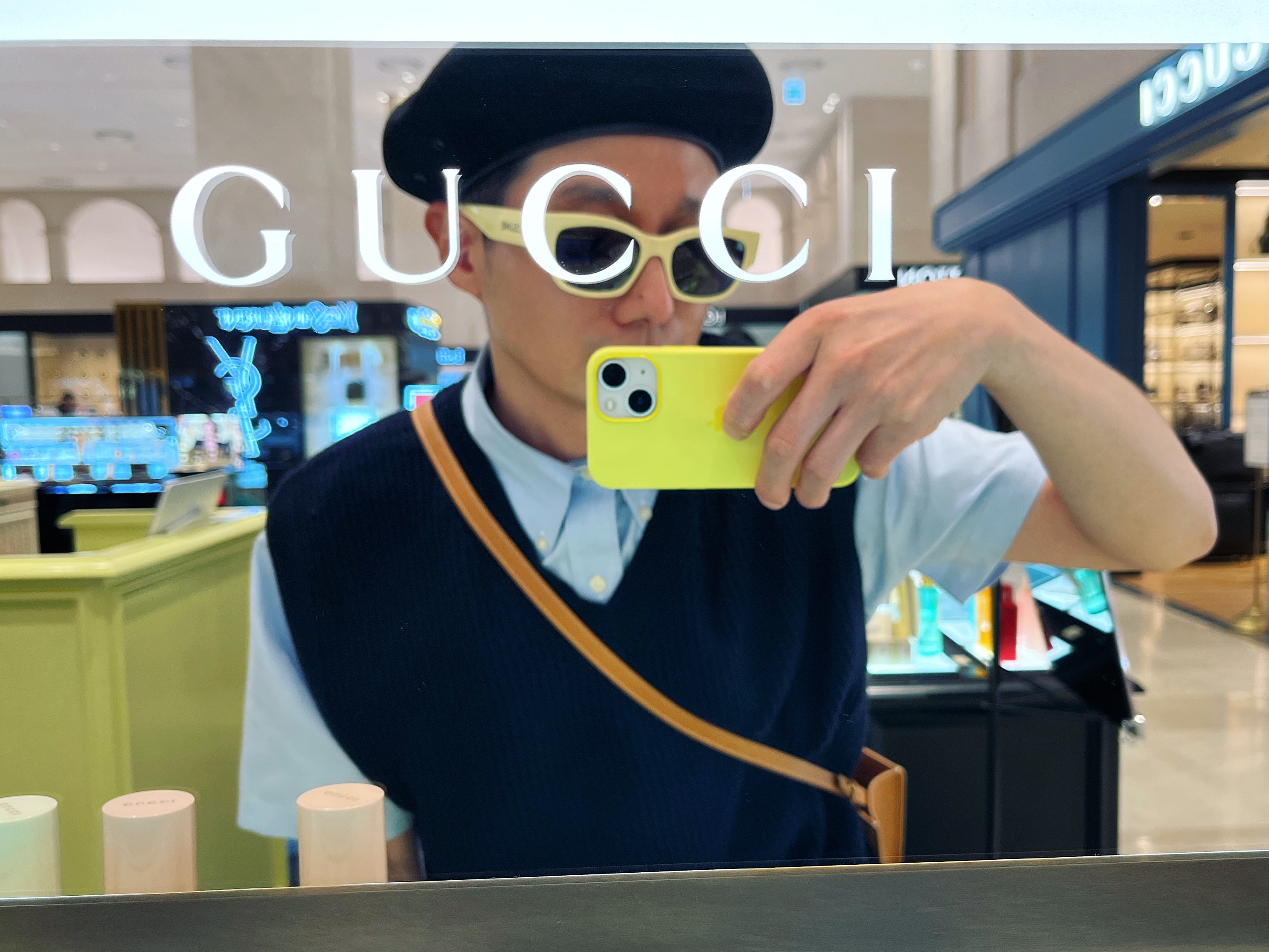 (W) 셀린느 아세테이트 모노크롬 01 선글라스 블랙 착용 스타일