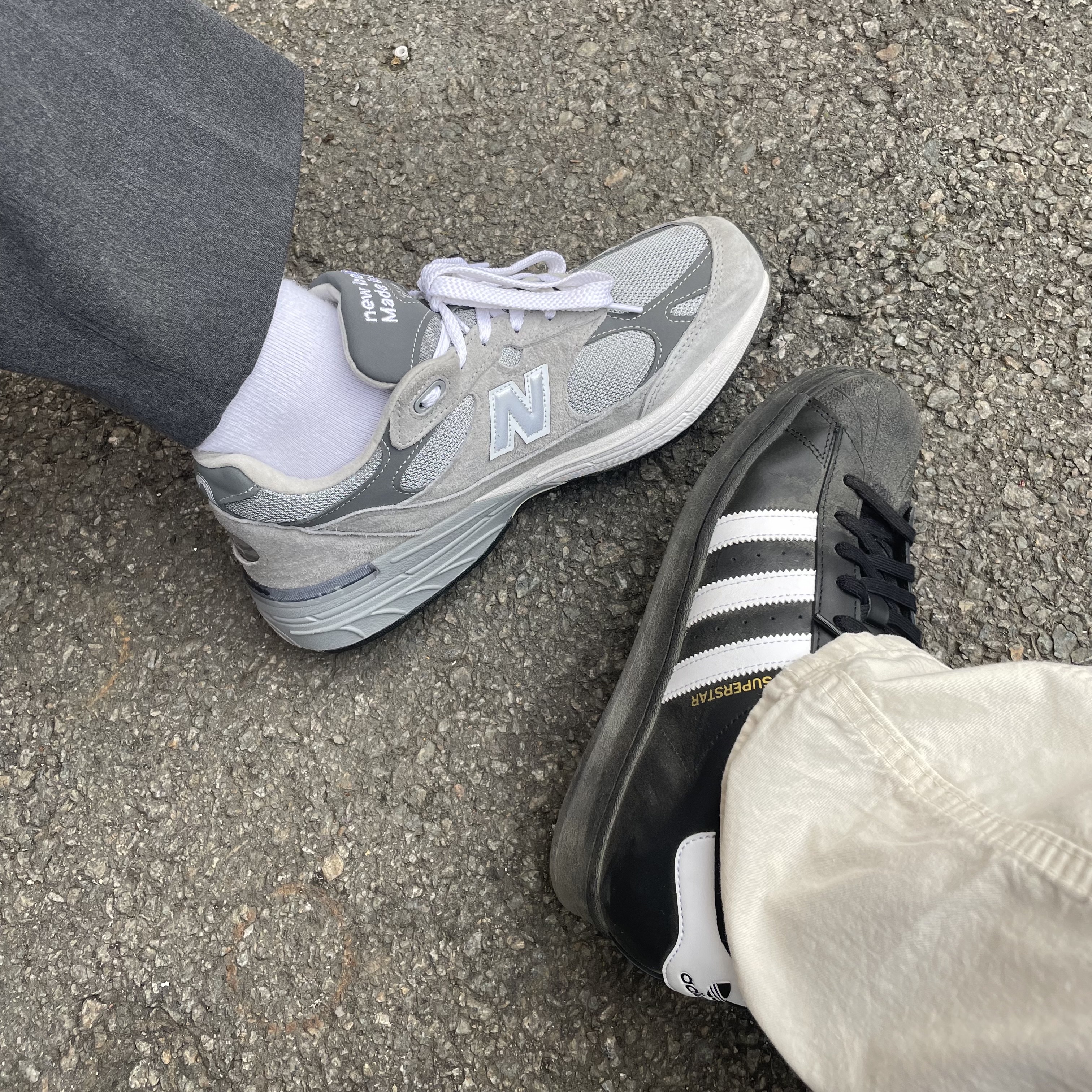 New Balance 993 Made in USA Grey - D Standard, Adidas Superstar Core Black White 착용 스타일