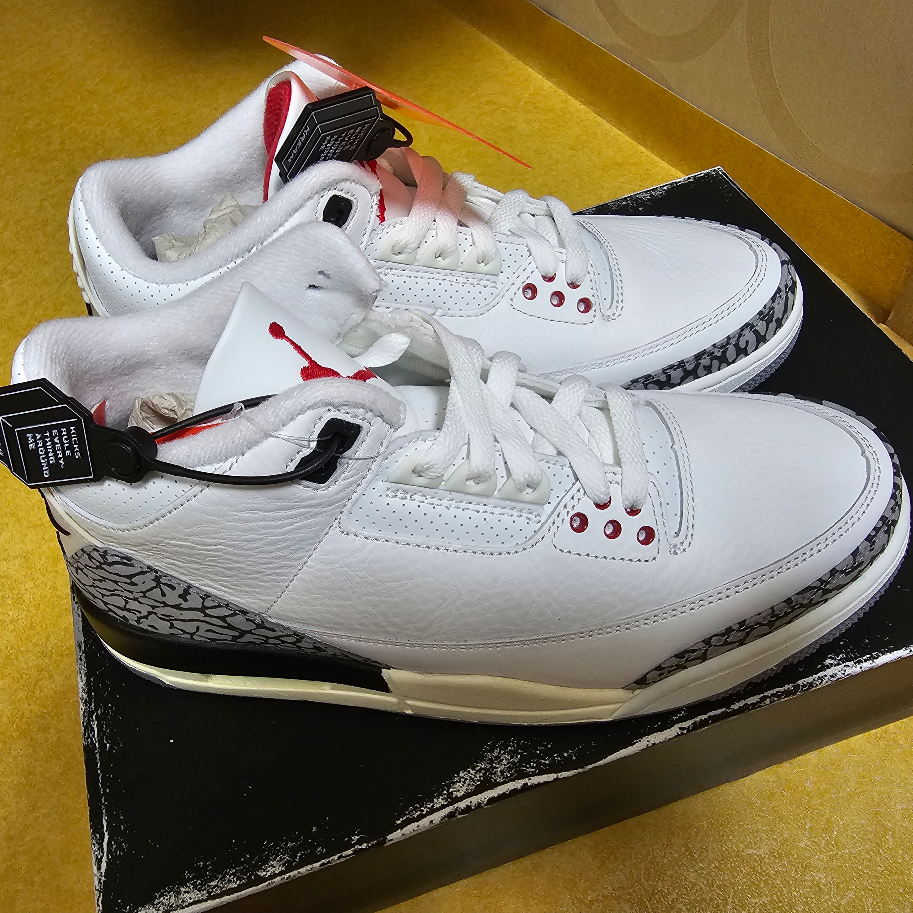 Jordan 3 Retro White Cement Reimagined 착용 스타일 - 1