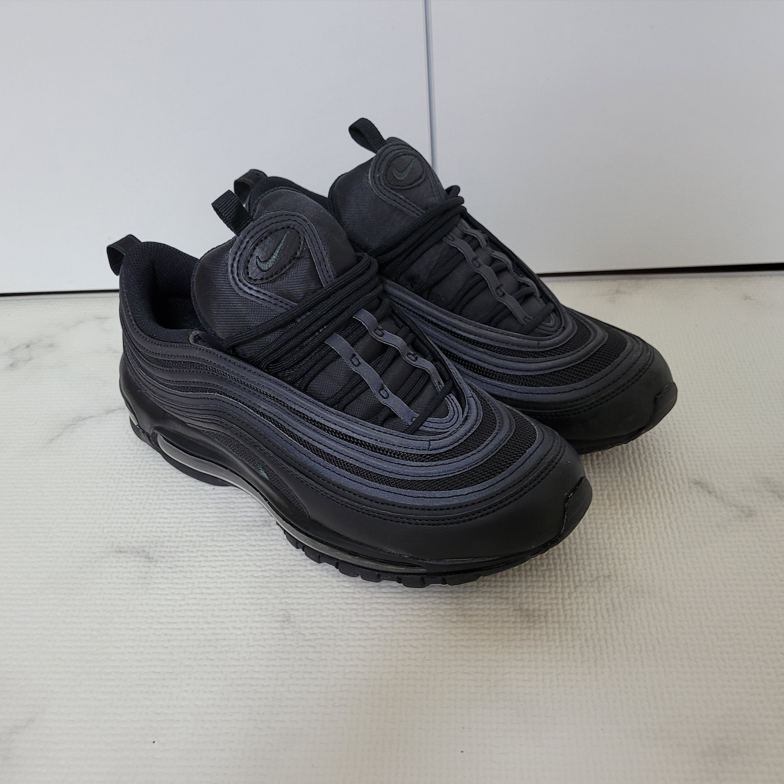 (W) Nike Air Max 97 Next Nature Black 착용 스타일 - 2