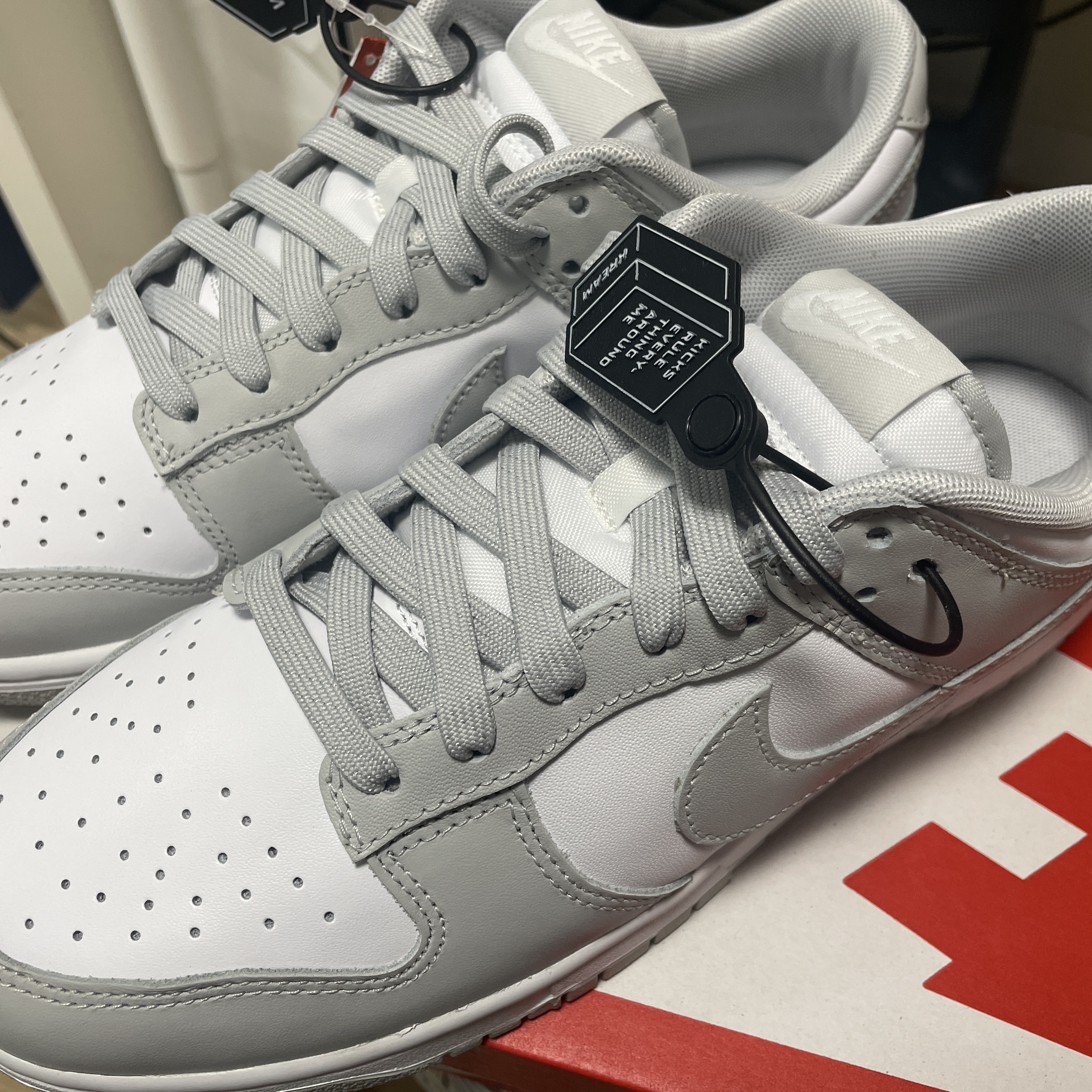 Nike Dunk Low Retro Grey Fog 착용 스타일 - 2