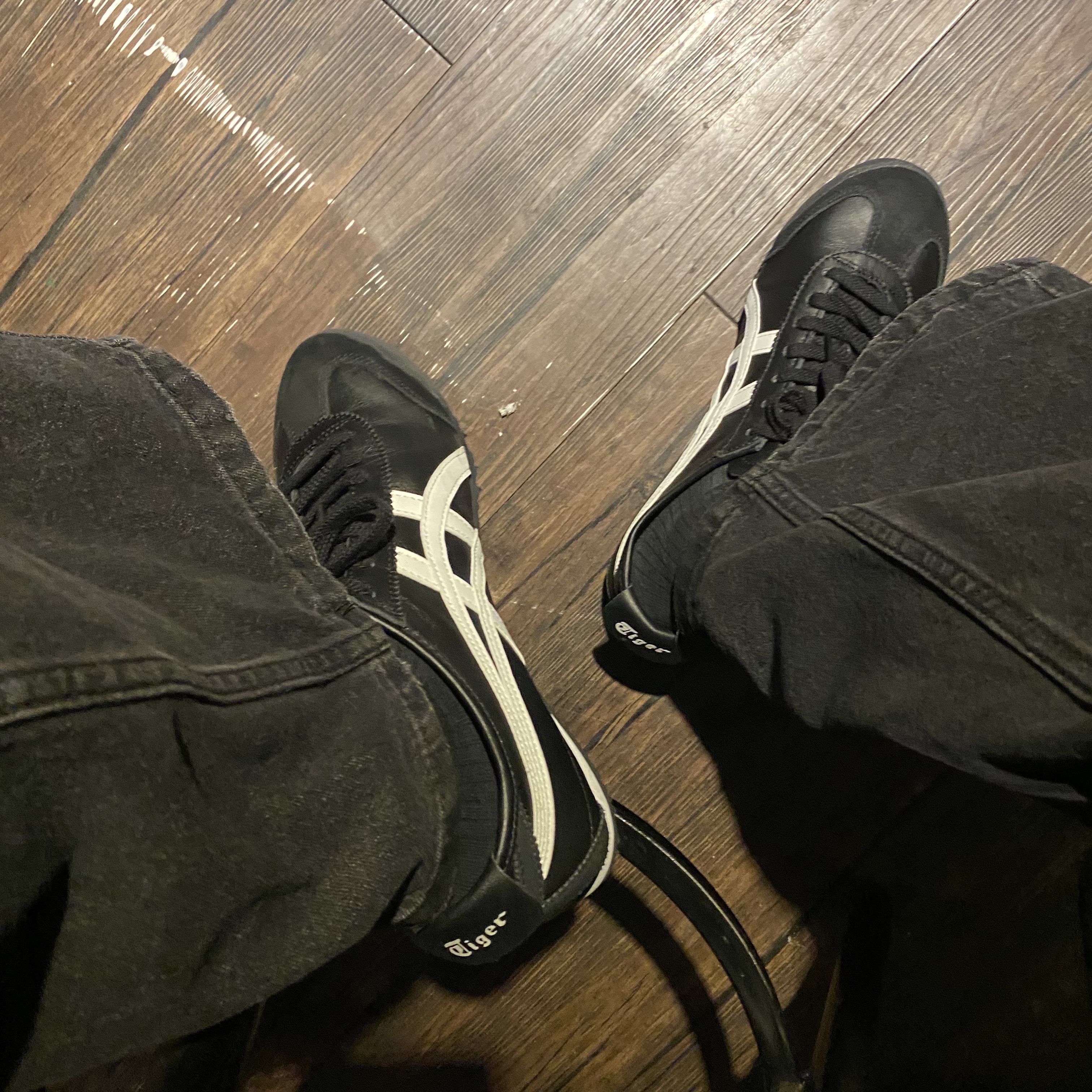 Onitsuka Tiger Mexico 66 Black White 착용 스타일