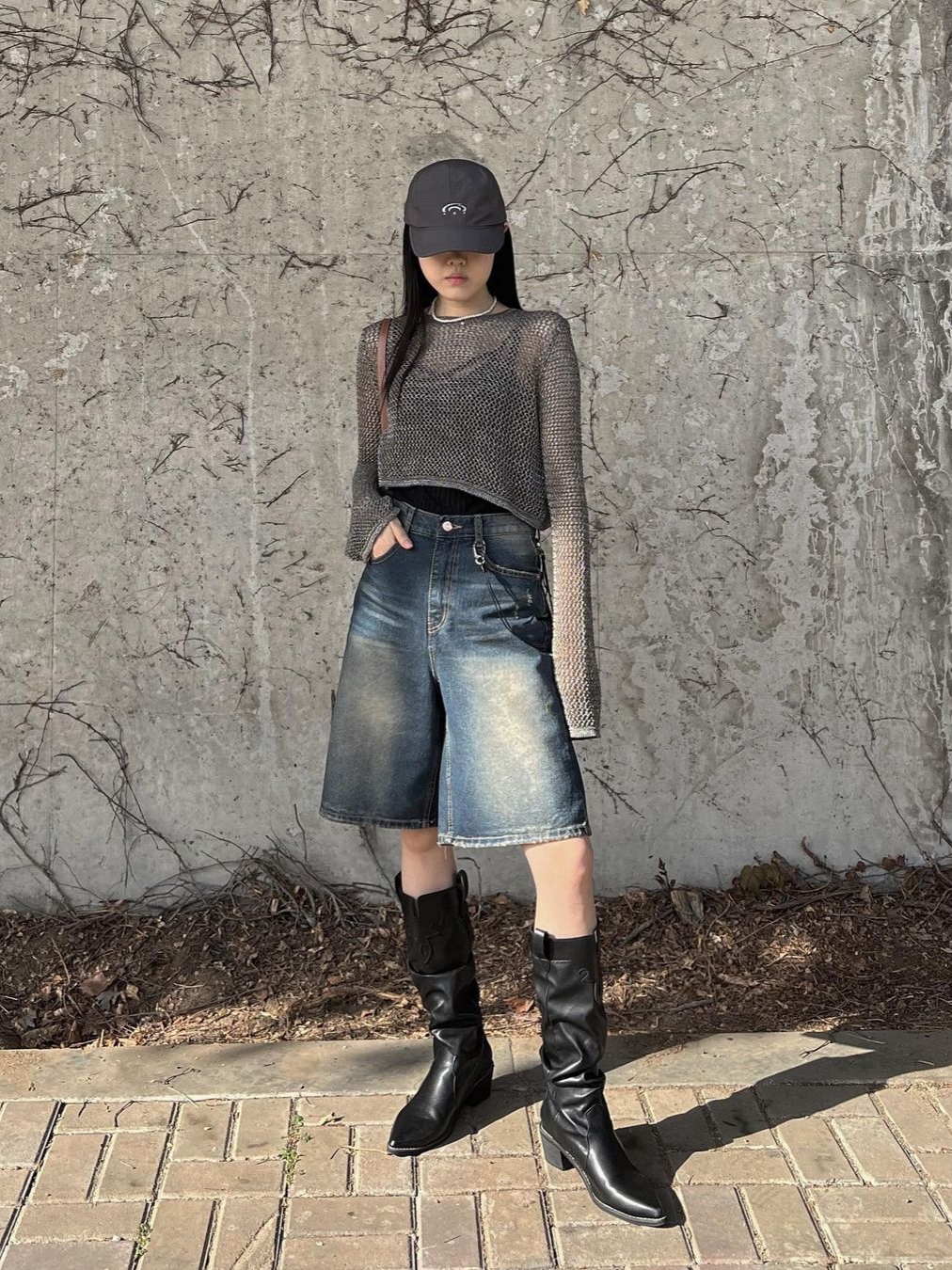 Art Of Field Washed Ball Cap Deep Gray 착용 스타일
