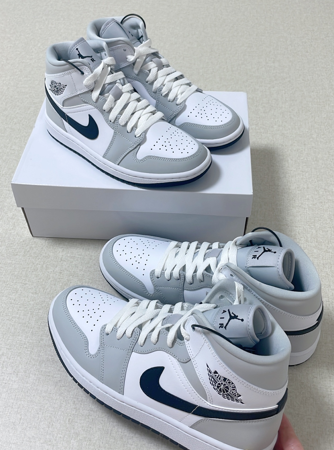 (W) Jordan 1 Mid Grey Fog 착용 스타일