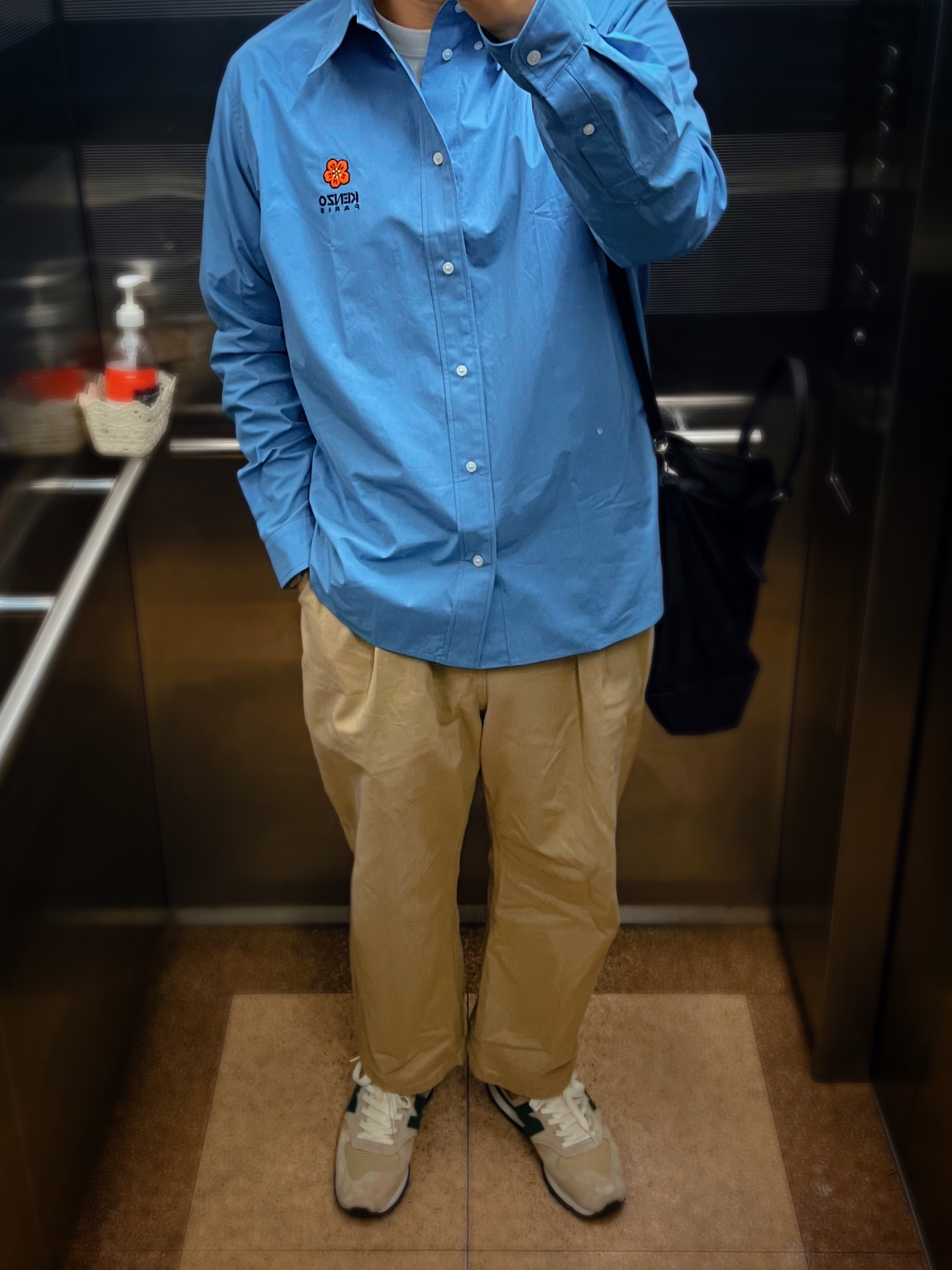 New Balance 990v1 Tan Green, Kenzo Boke Flower Casual Shirt Cyan 착용 스타일 - 1