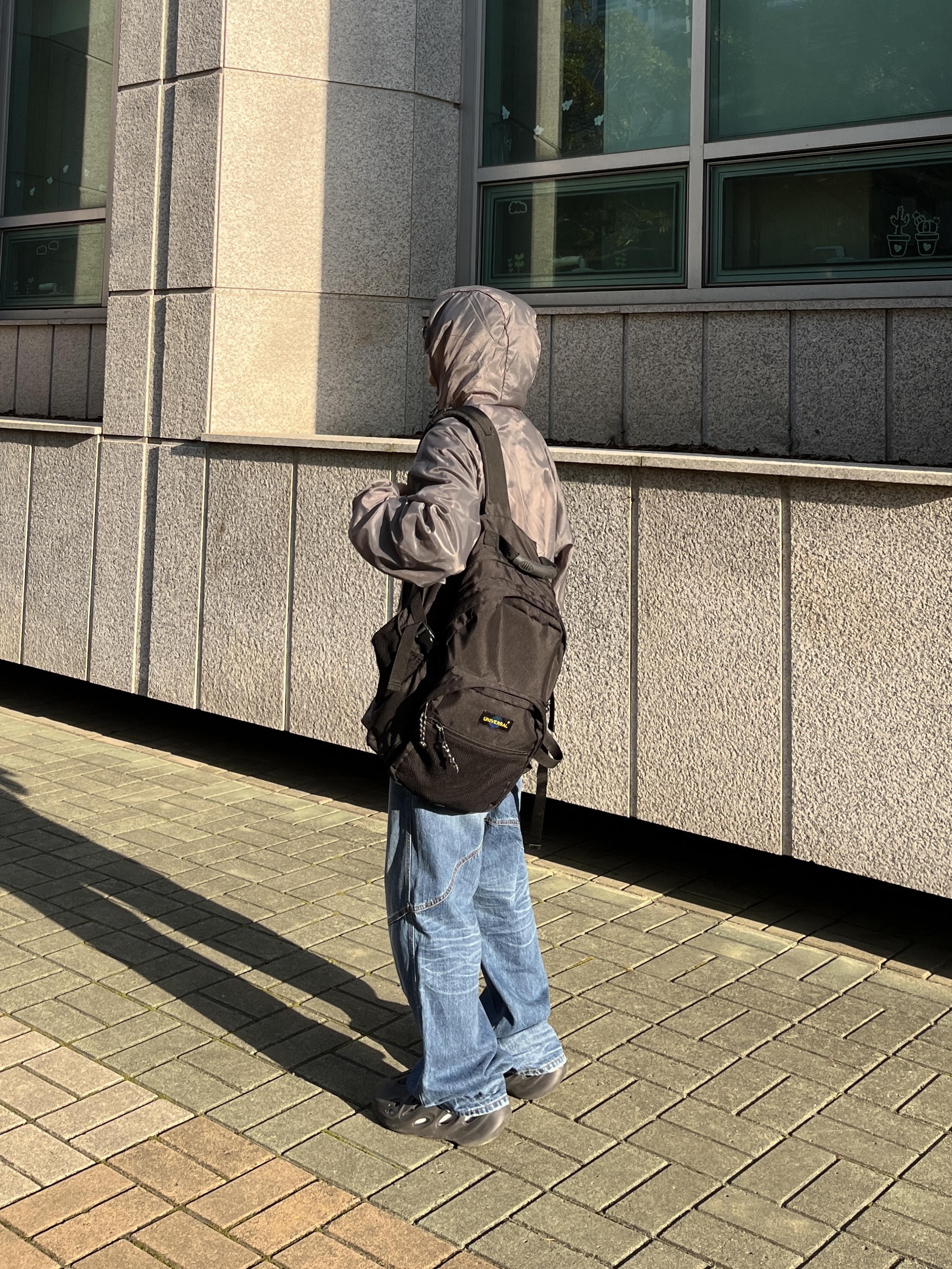 아디다스 이지 폼 러너 오닉스 착용 스타일 - 2