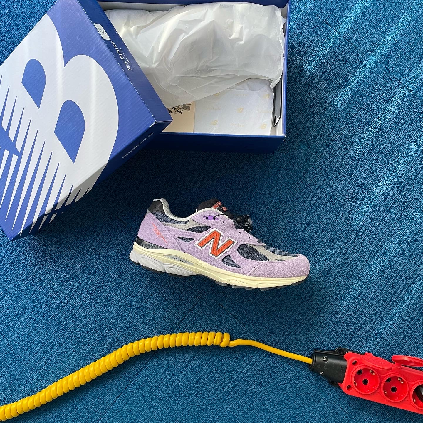 뉴발란스 990v3 메이드 인 USA 로우 애머시스트 착용 스타일 - 1