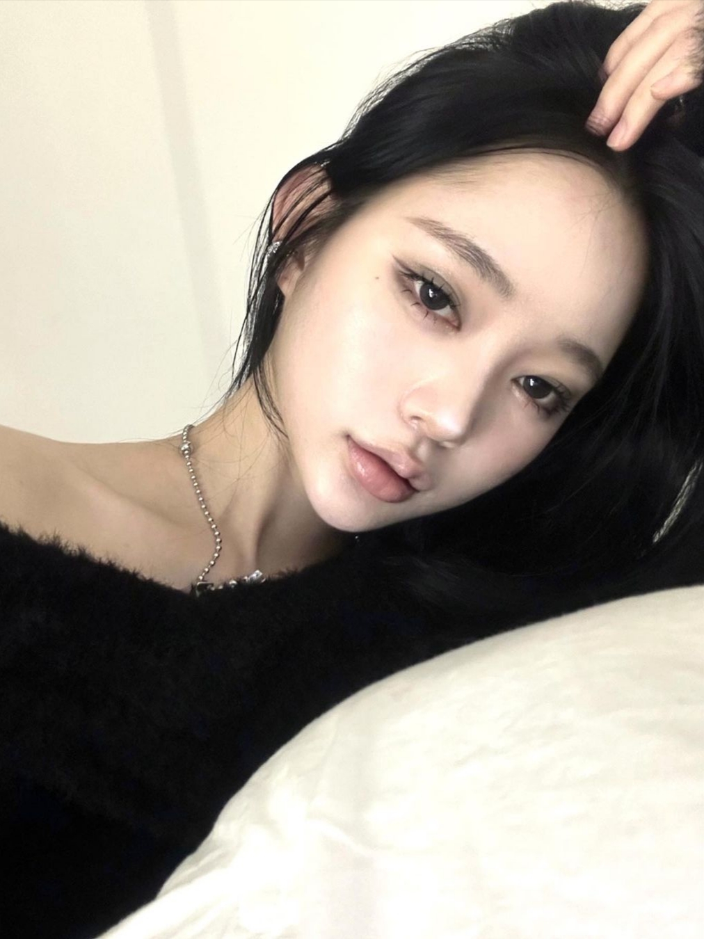 Sentiments No.311 Black Move Star Necklace Silver 착용 스타일