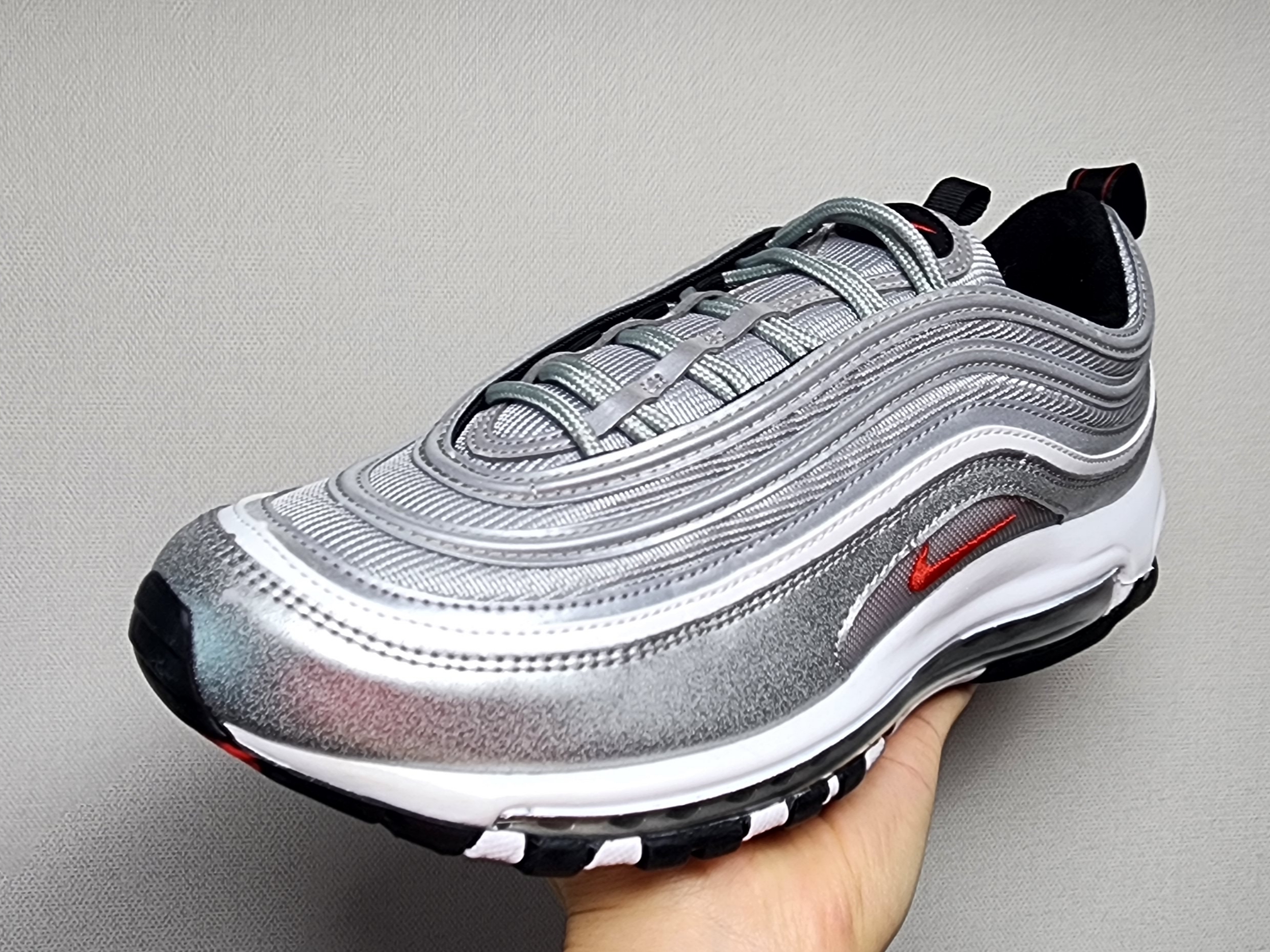 Nike Air Max 97 OG Silver Bullet 2022 착용 스타일
