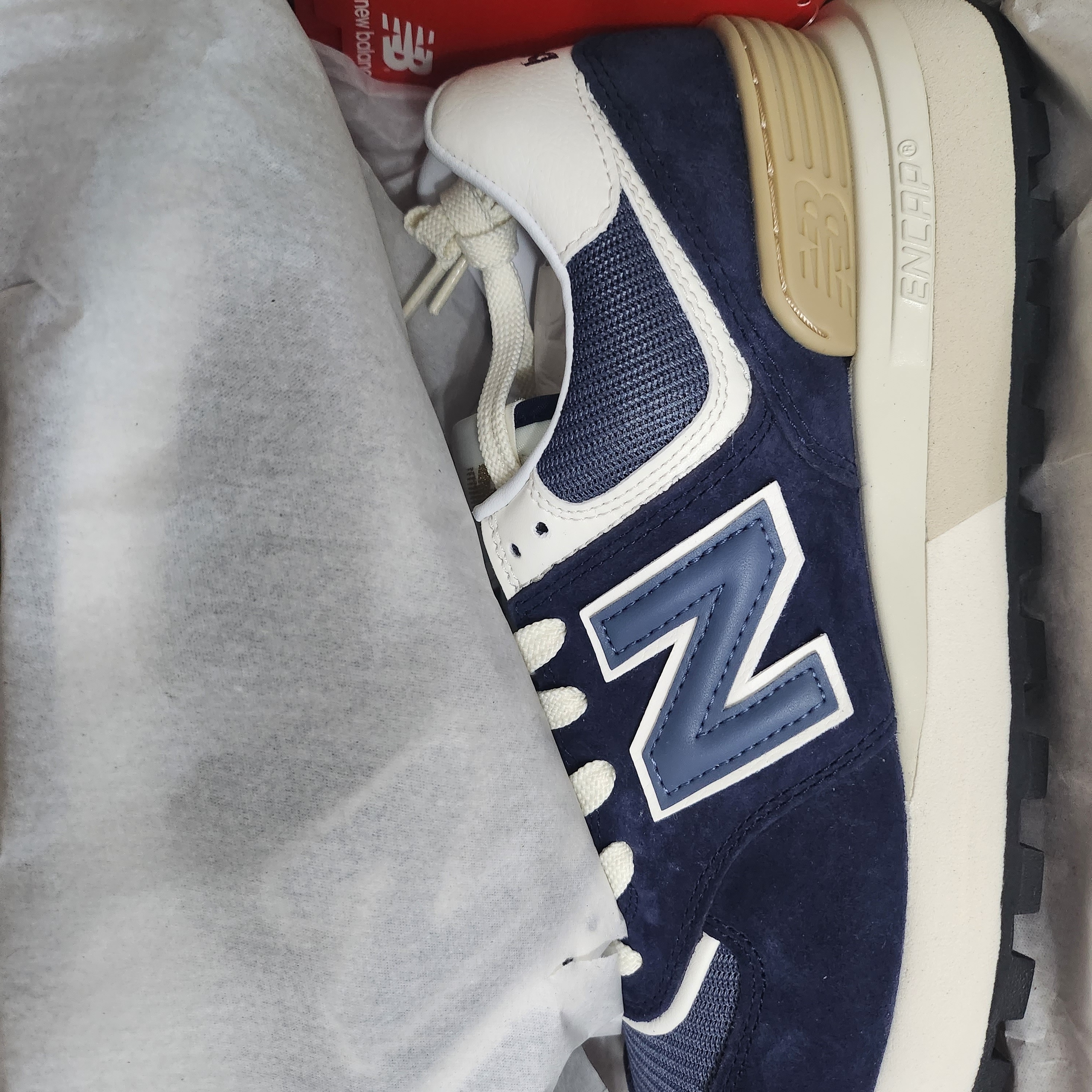 New Balance 574 Legacy Navy 착용 스타일