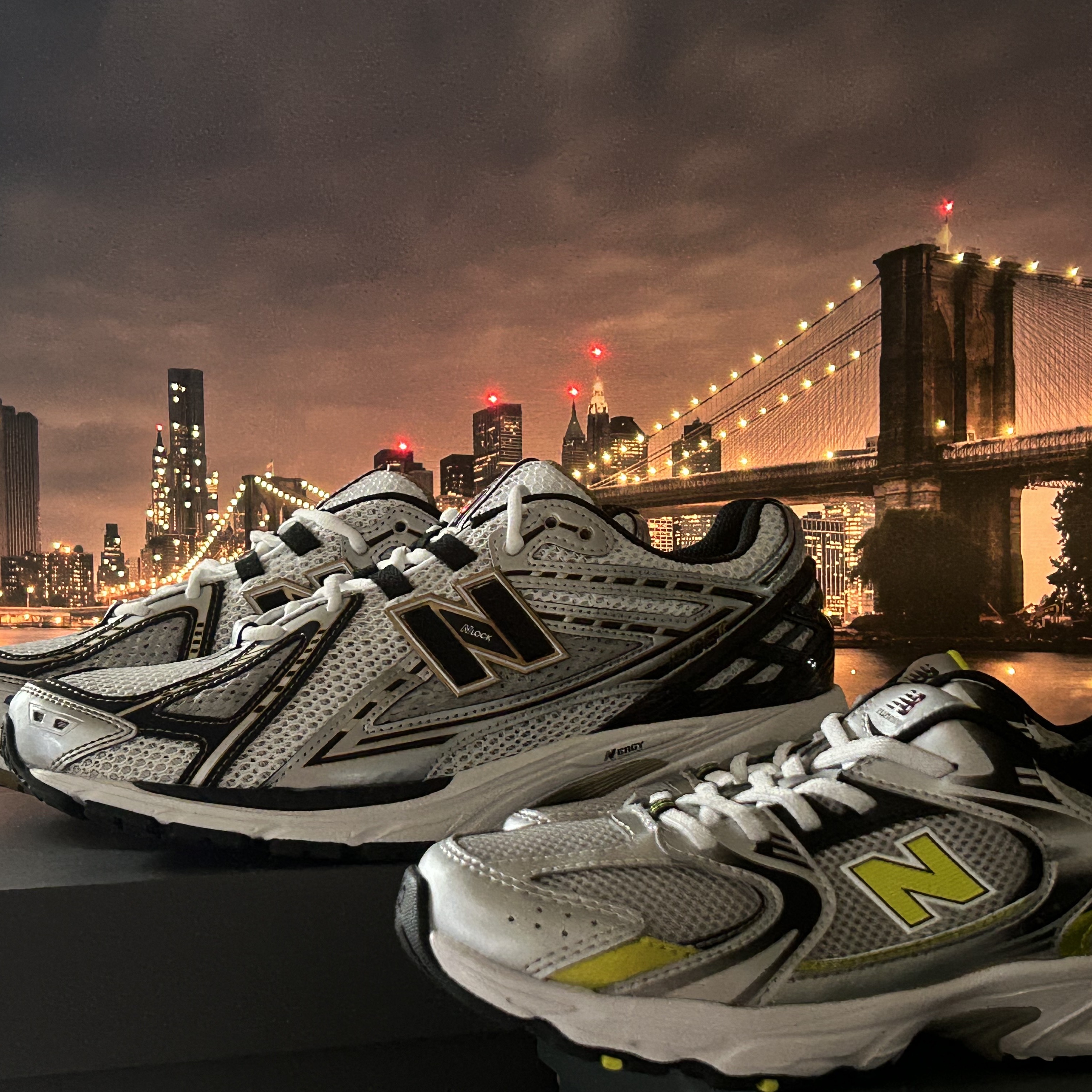 New Balance 1906R White Gold 착용 스타일