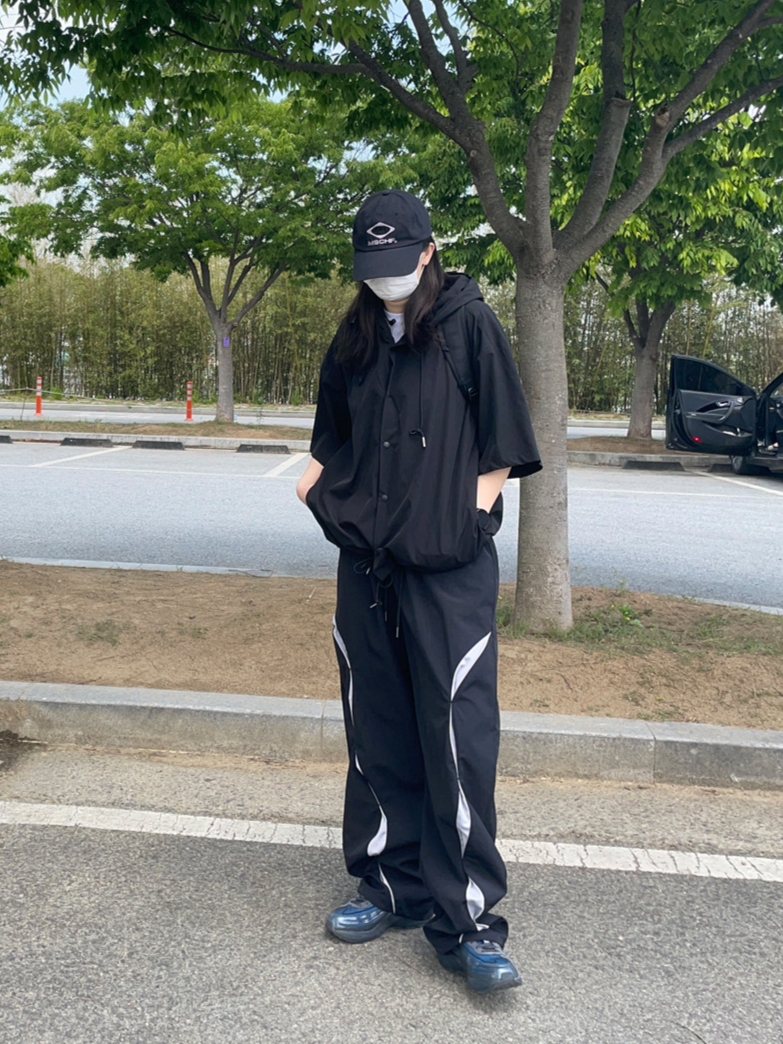 아디다스 오르케트로 브라이트 블루 카본 블랙 착용 스타일 - 1