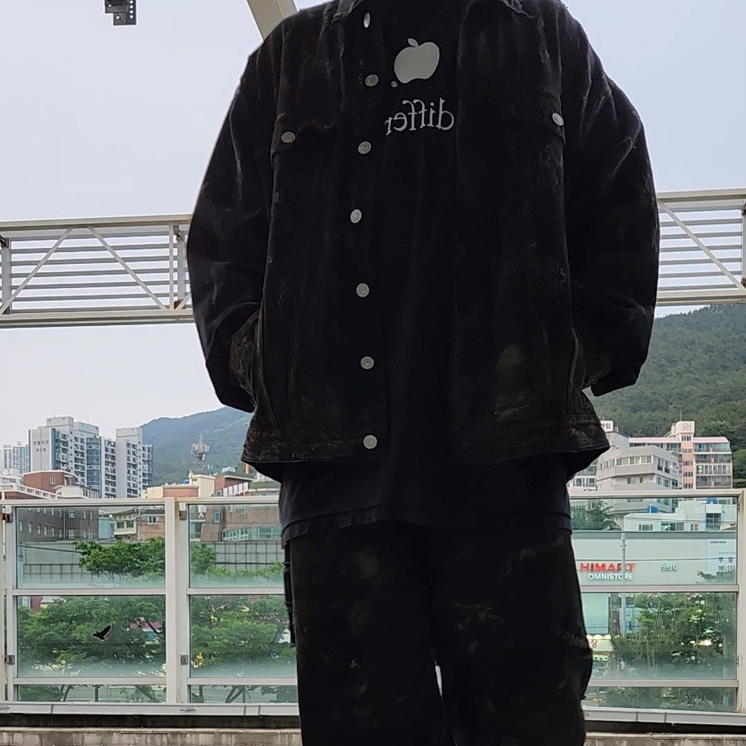 Balenciaga 3XL Sneakers Worn Out Grey White Blue 착용 스타일 - 1