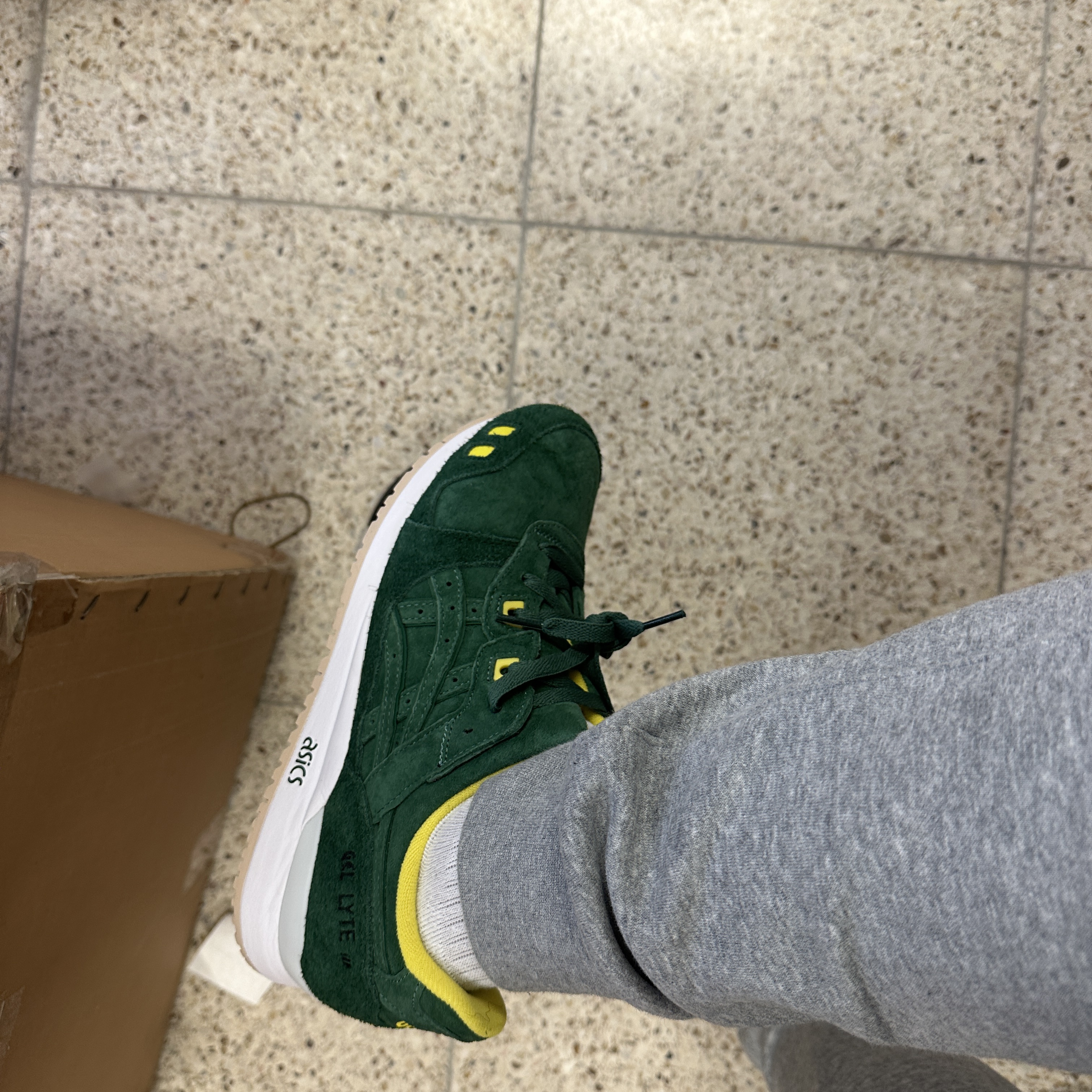 Asics Gel-Lyte III OG Shamrock Green 착용 스타일