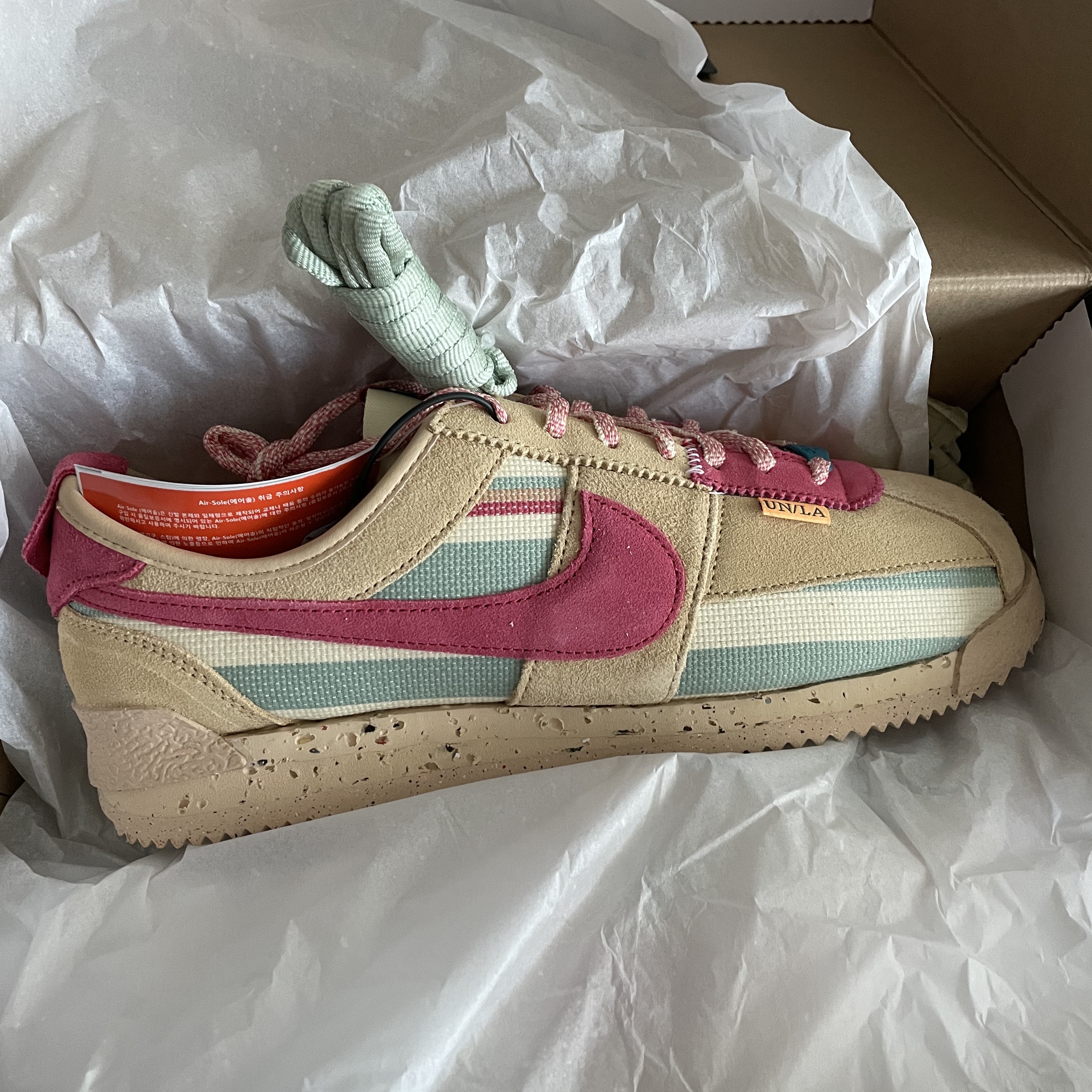 Nike x Union Cortez SP Sesame 착용 스타일