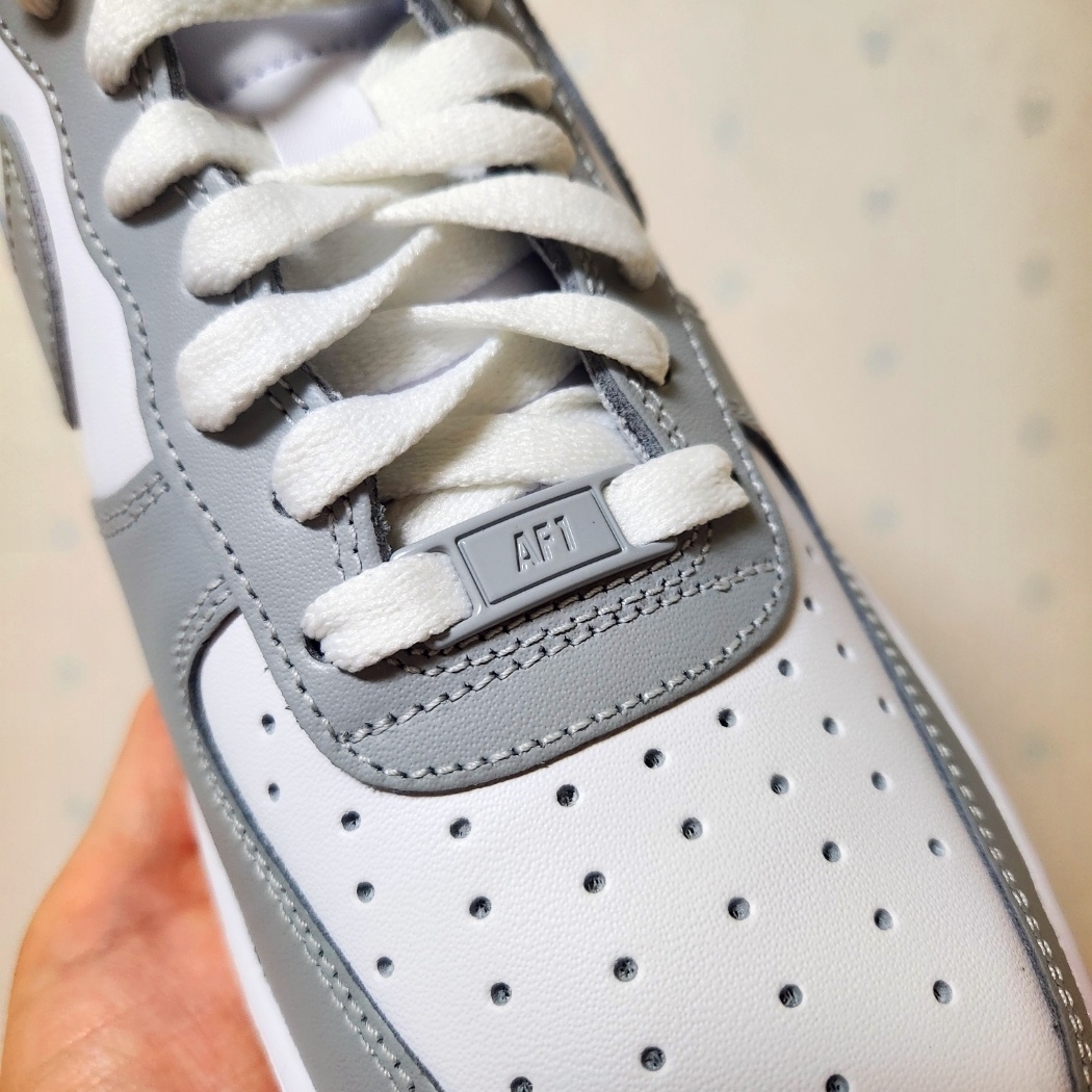 Nike Air Force 1 Low White Grey 착용 스타일 - 4
