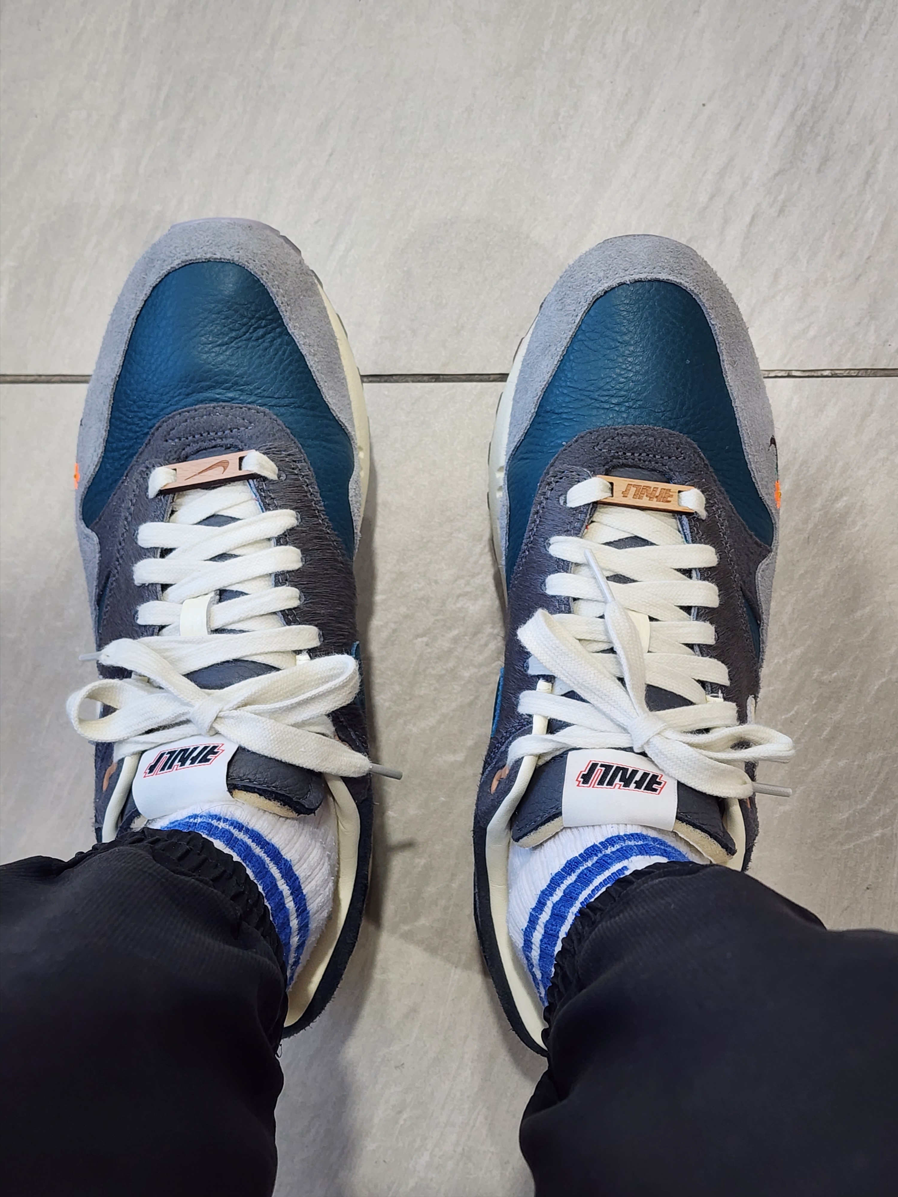 Nike x Kasina Air Max 1 SP Won-Ang Particle Grey 착용 스타일