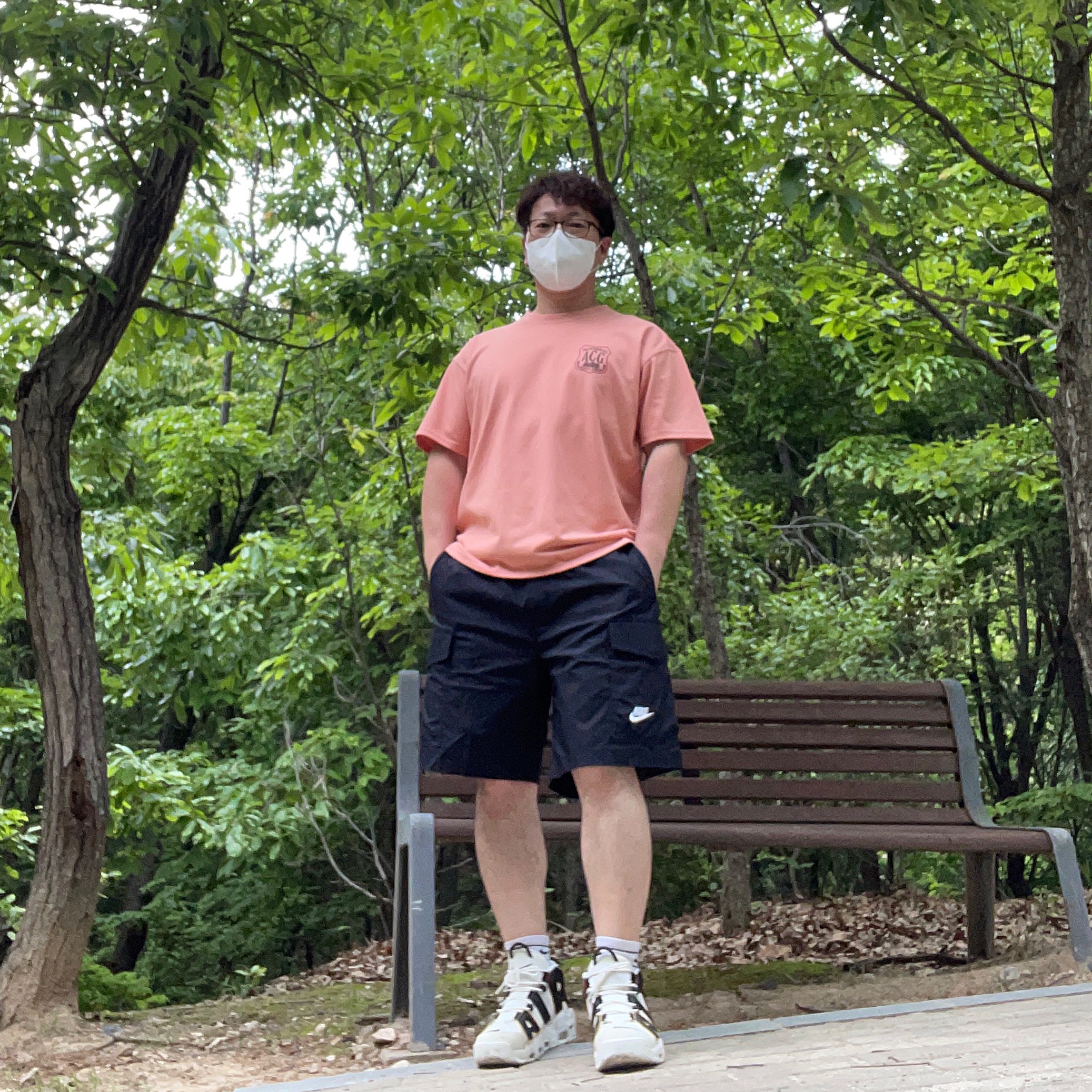 나이키 에어 모어 업템포 96 트레이딩 카드 착용 스타일 - 1
