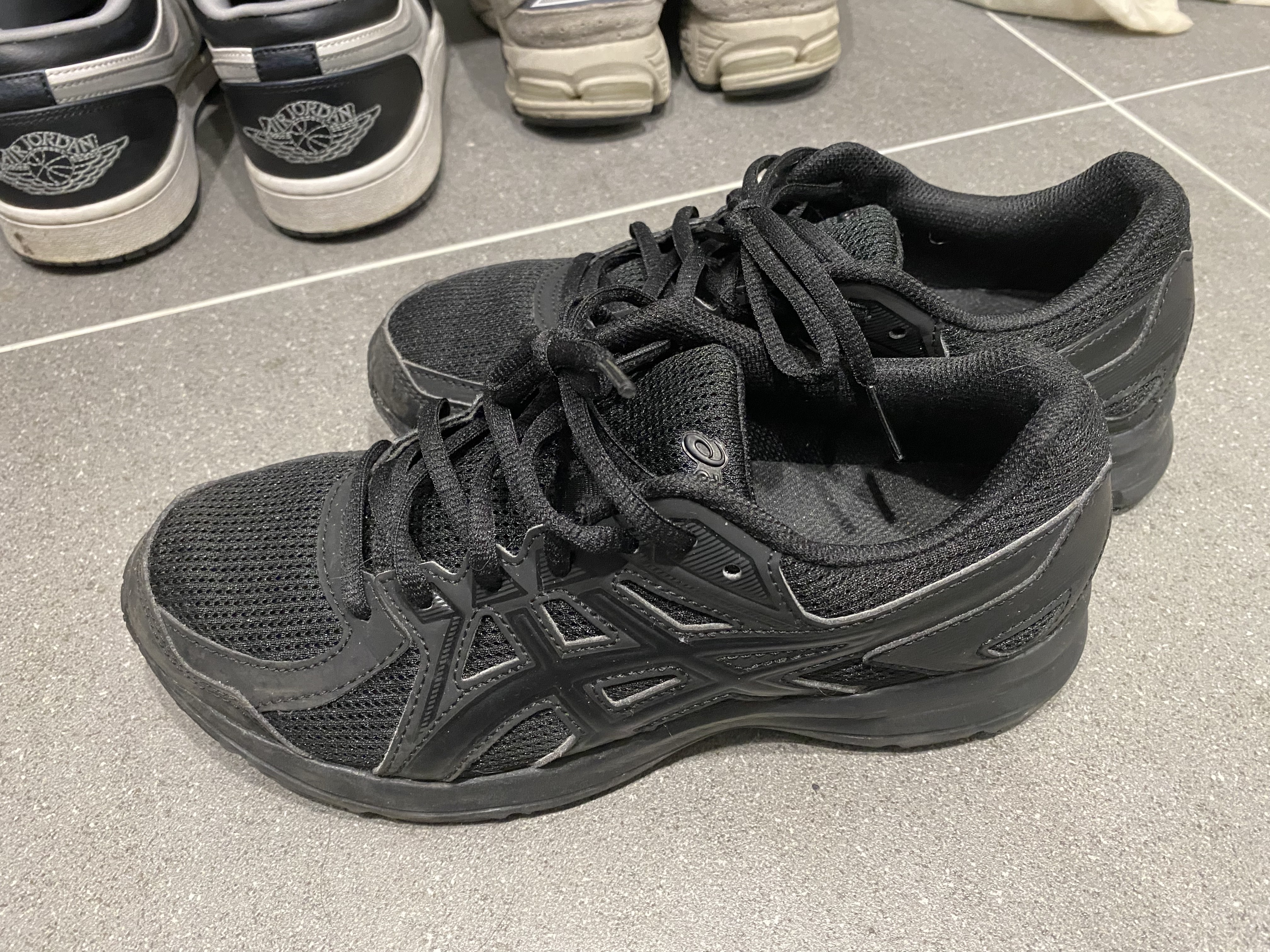 Asics Jog 100 2 Black 착용 스타일