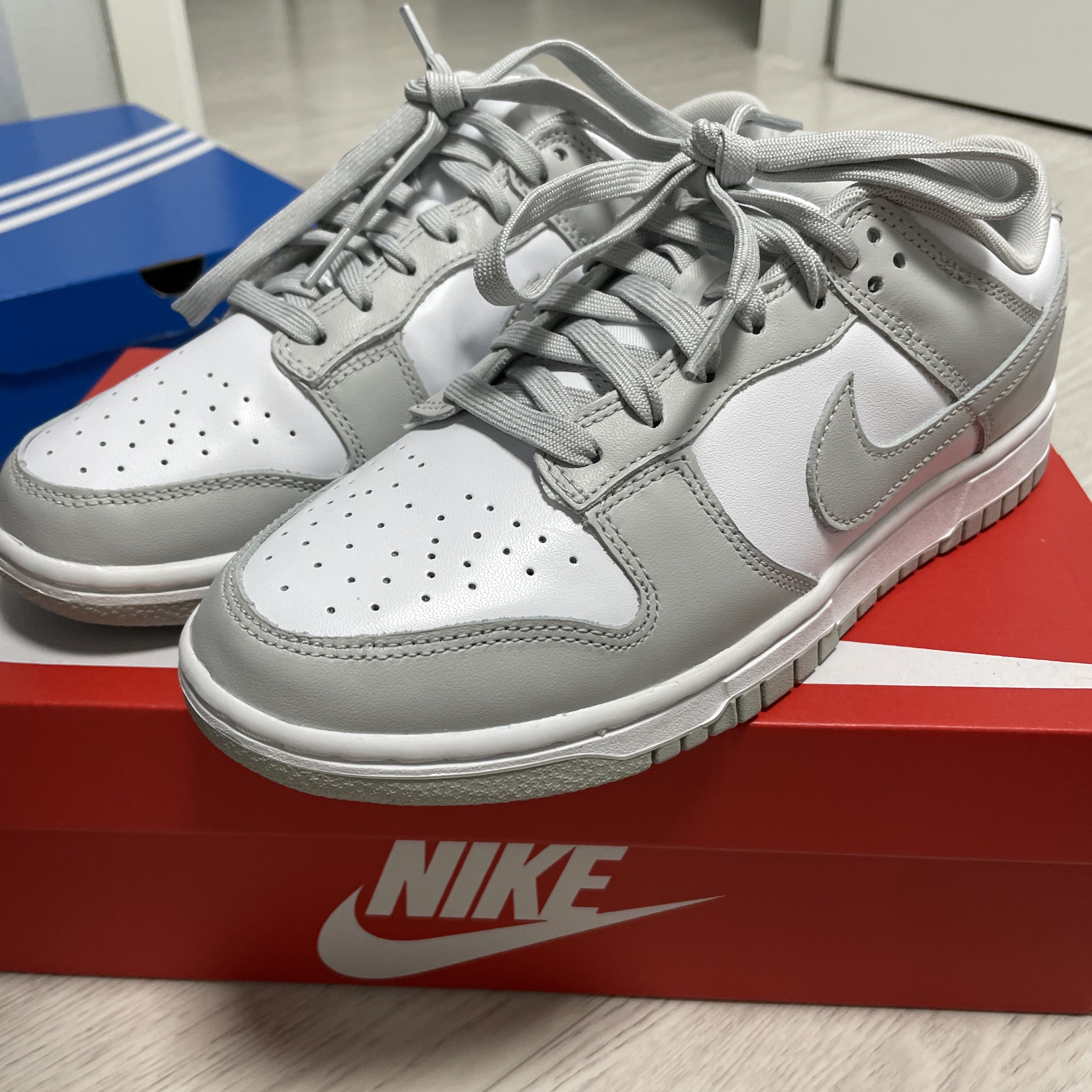 Nike Dunk Low Retro Grey Fog 착용 스타일 - 1
