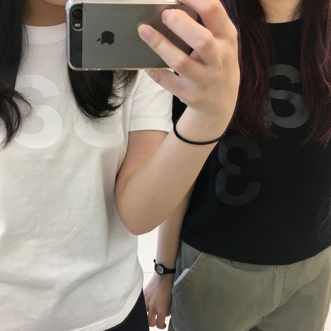 [예약 배송][KREAM 단독] Safarispot 1/2 Basic Safari T-Shirt White 착용 스타일