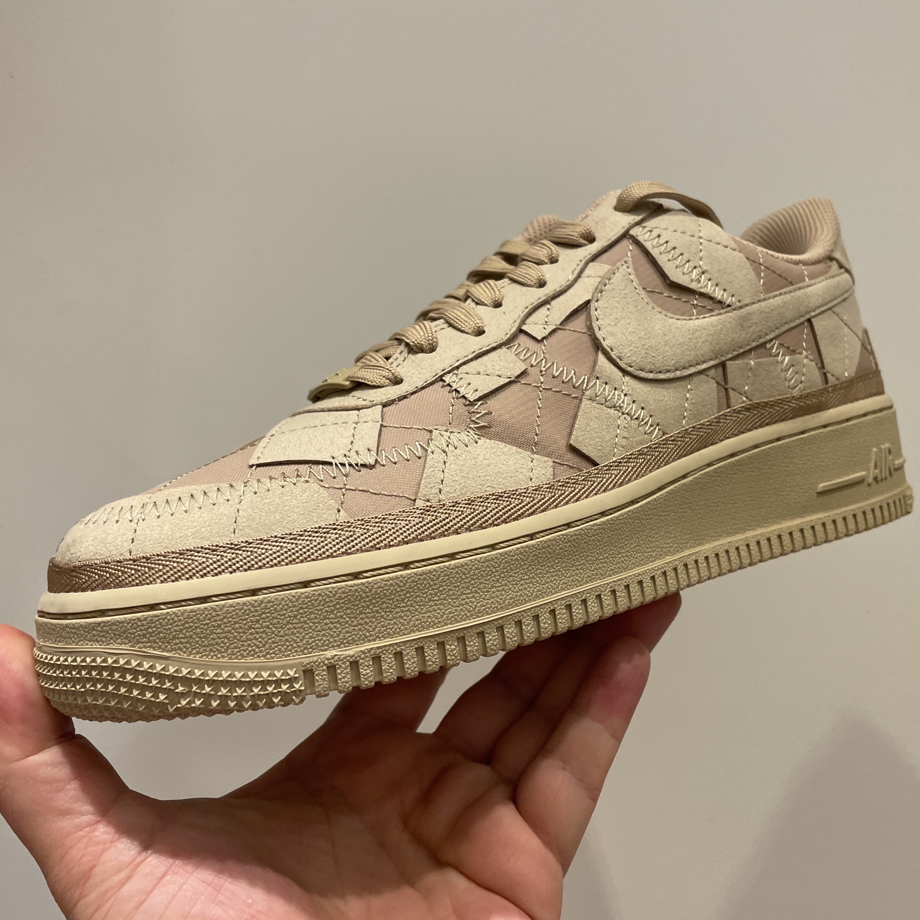 Nike x Billie Eilish Air Force 1 Low '07 SP Mushroom 착용 스타일 - 1