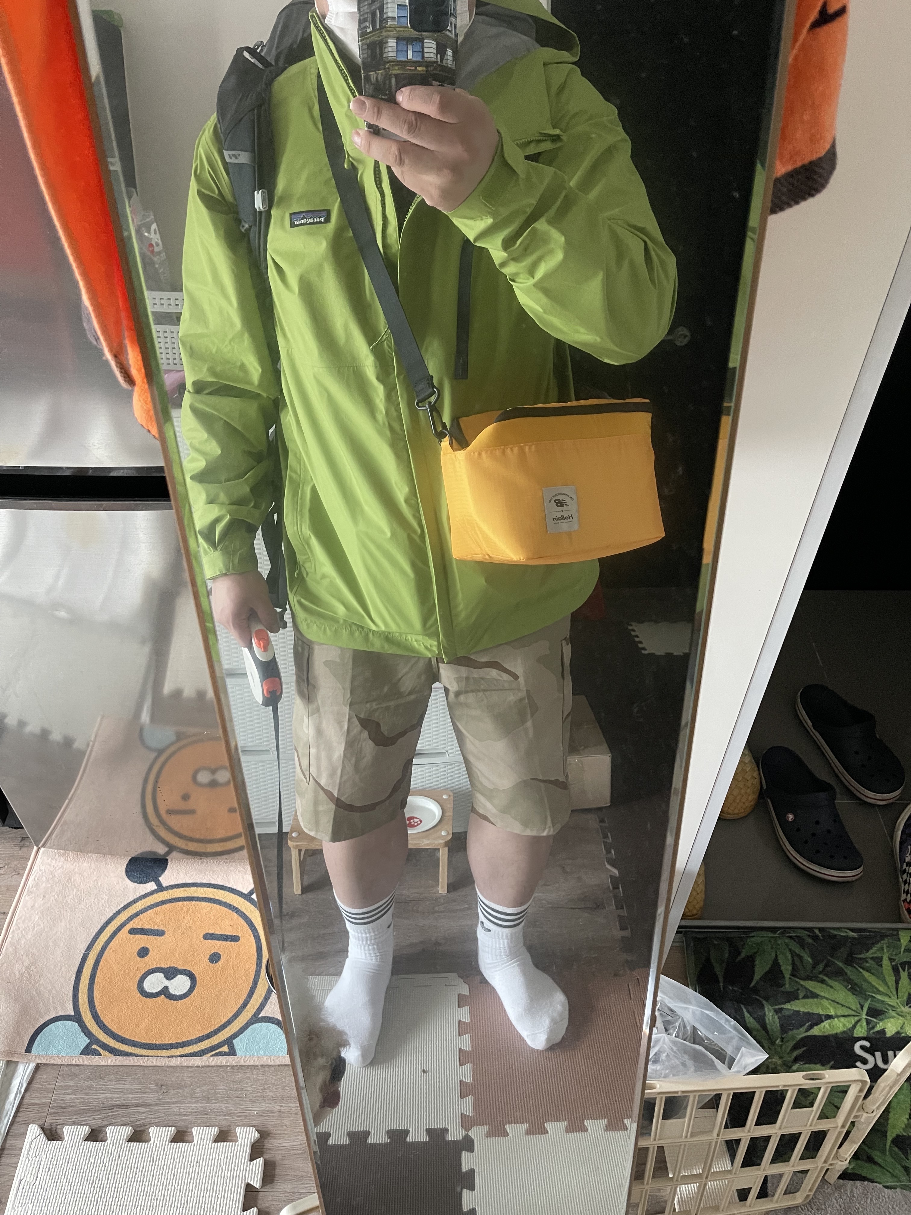 Patagonia Torrentshell 3L Jacket Borealis Green 착용 스타일