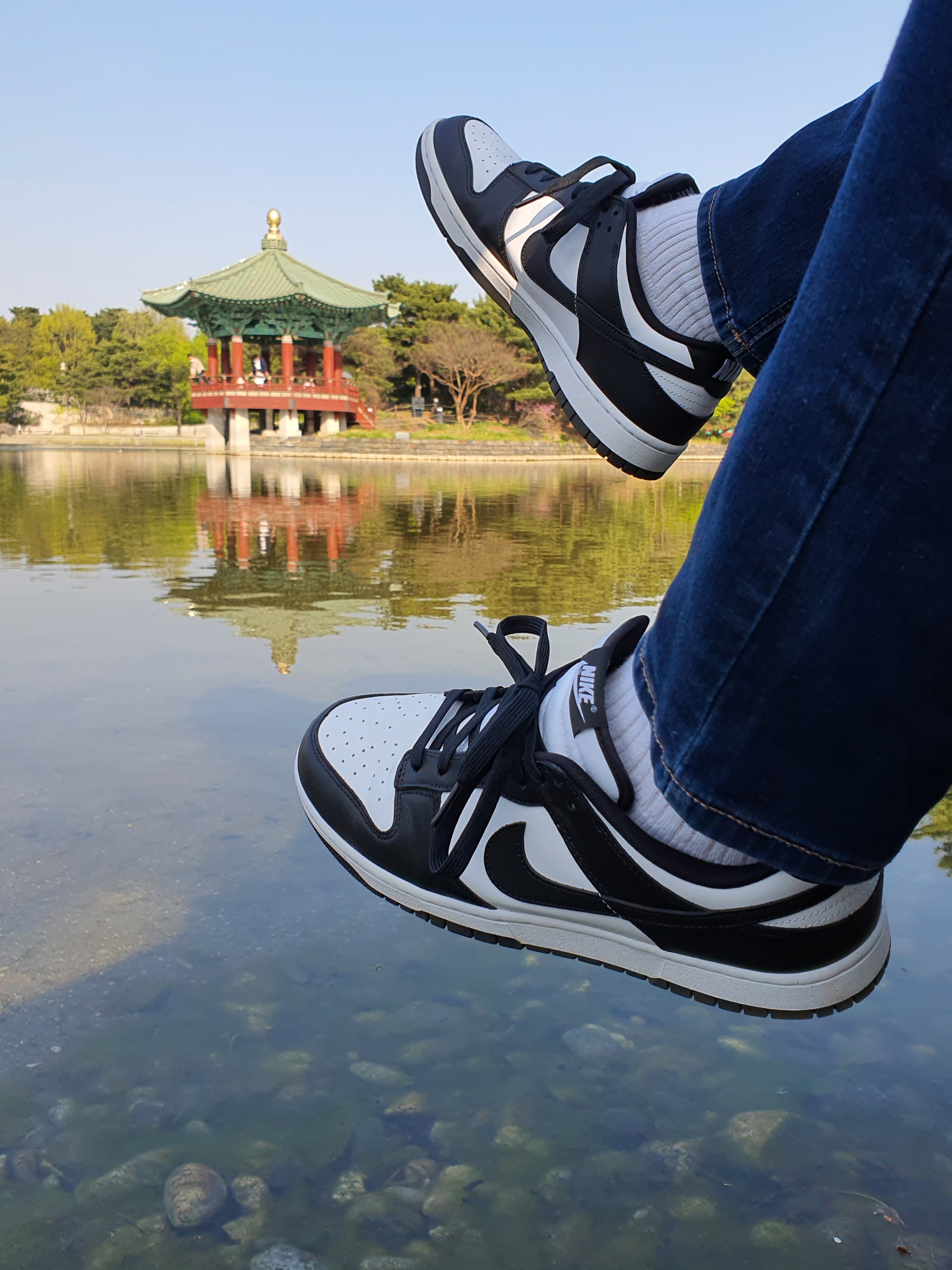 Nike Dunk Low Retro Black 착용 스타일