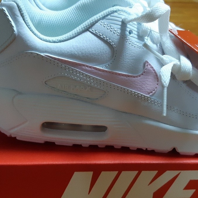 (GS) Nike Air Max 90 LTR White Pink Foam 착용 스타일 - 5
