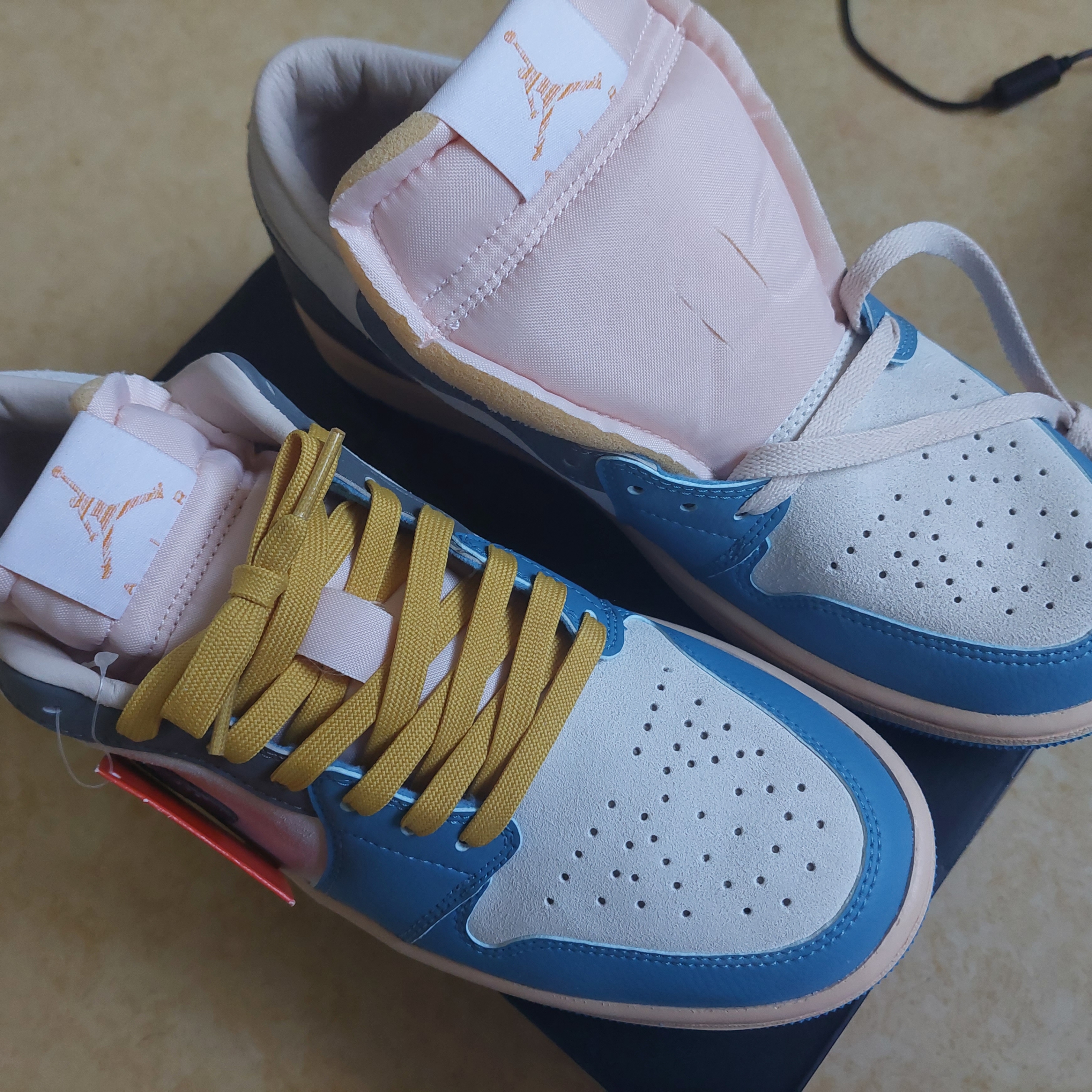 Jordan 1 Low SE Tokyo 96 착용 스타일