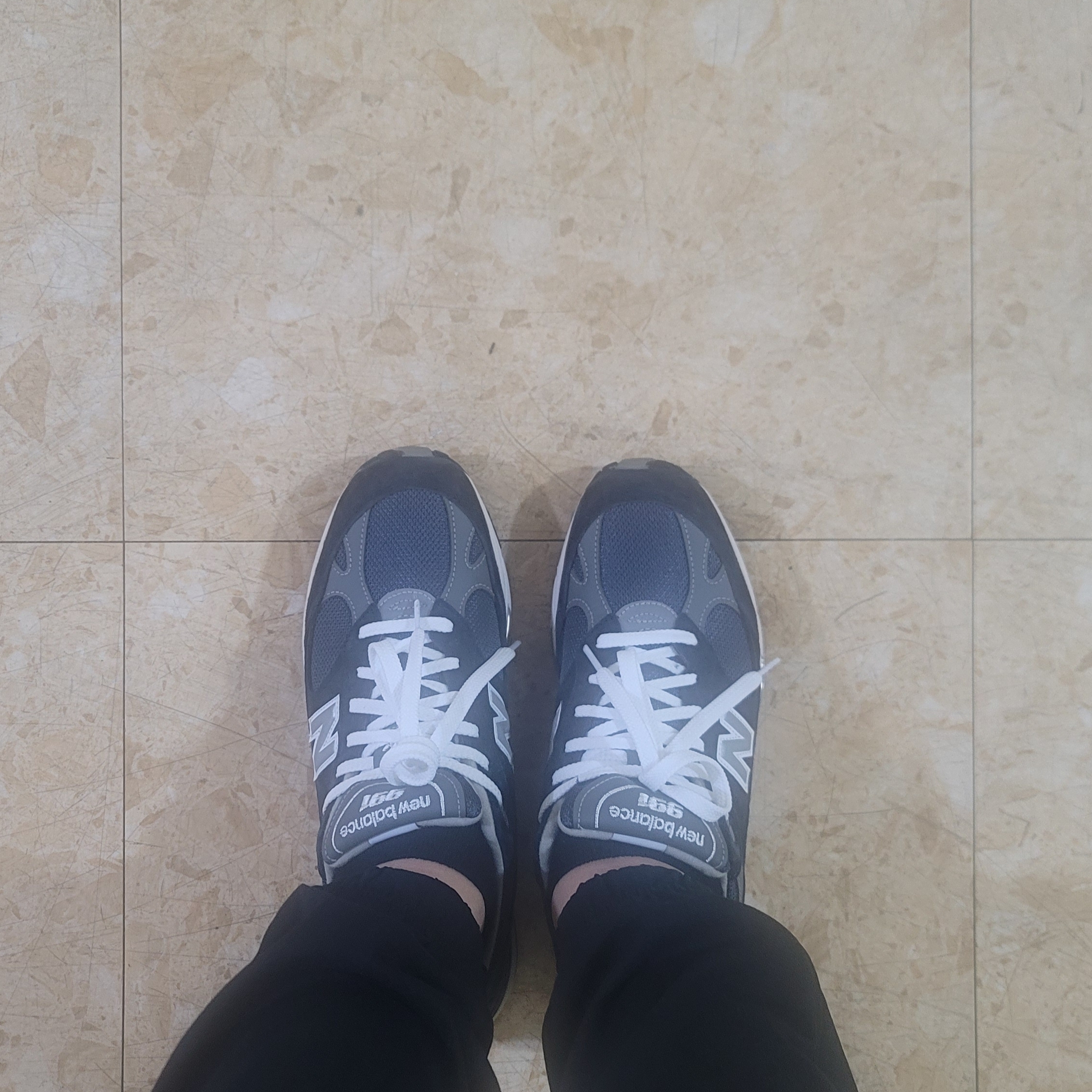 New Balance 991 Made in UK Navy 착용 스타일