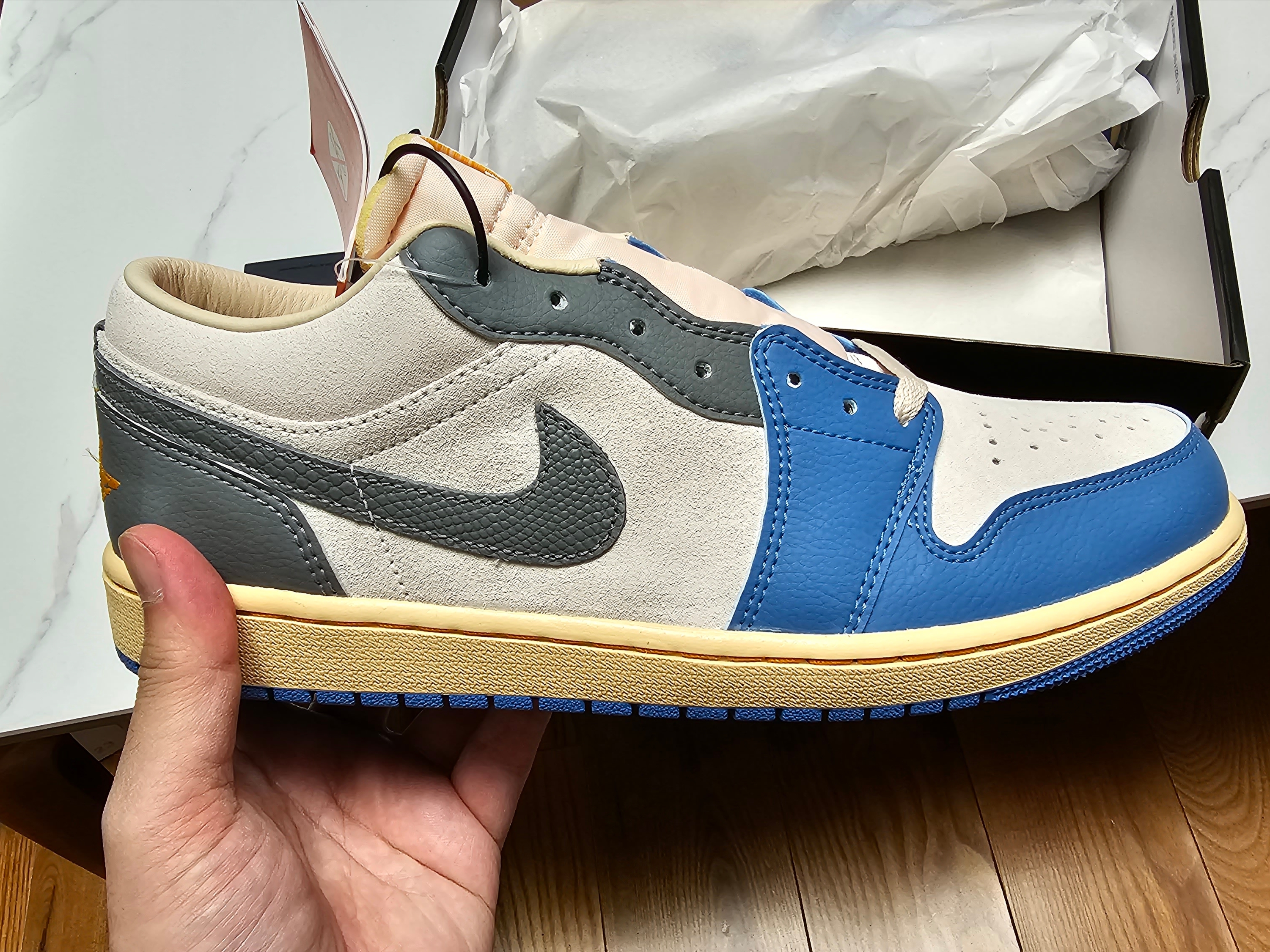 Jordan 1 Low SE Tokyo 96 착용 스타일