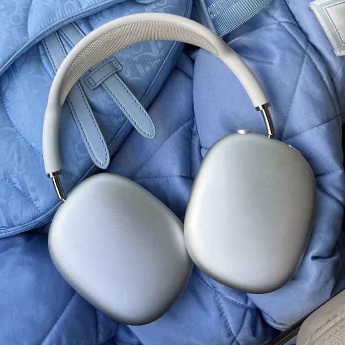 Apple AirPods Max Lightning Silver (Korean Ver.) 착용 스타일