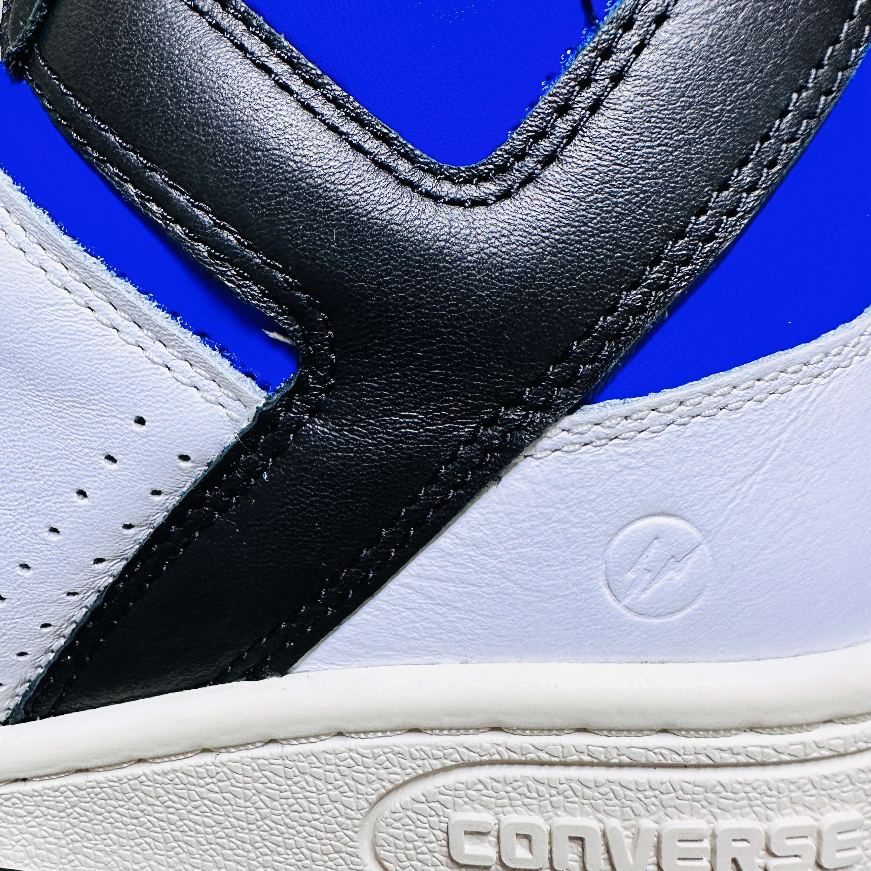 Converse x Fragment Weapon Mid White 착용 스타일 - 4