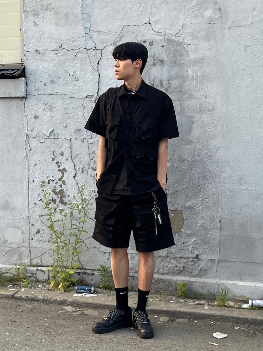 Supreme Webbing Keychain Green Camo - 23SS, Nike x Supreme Air Force 1 Low Black 착용 스타일 - 4