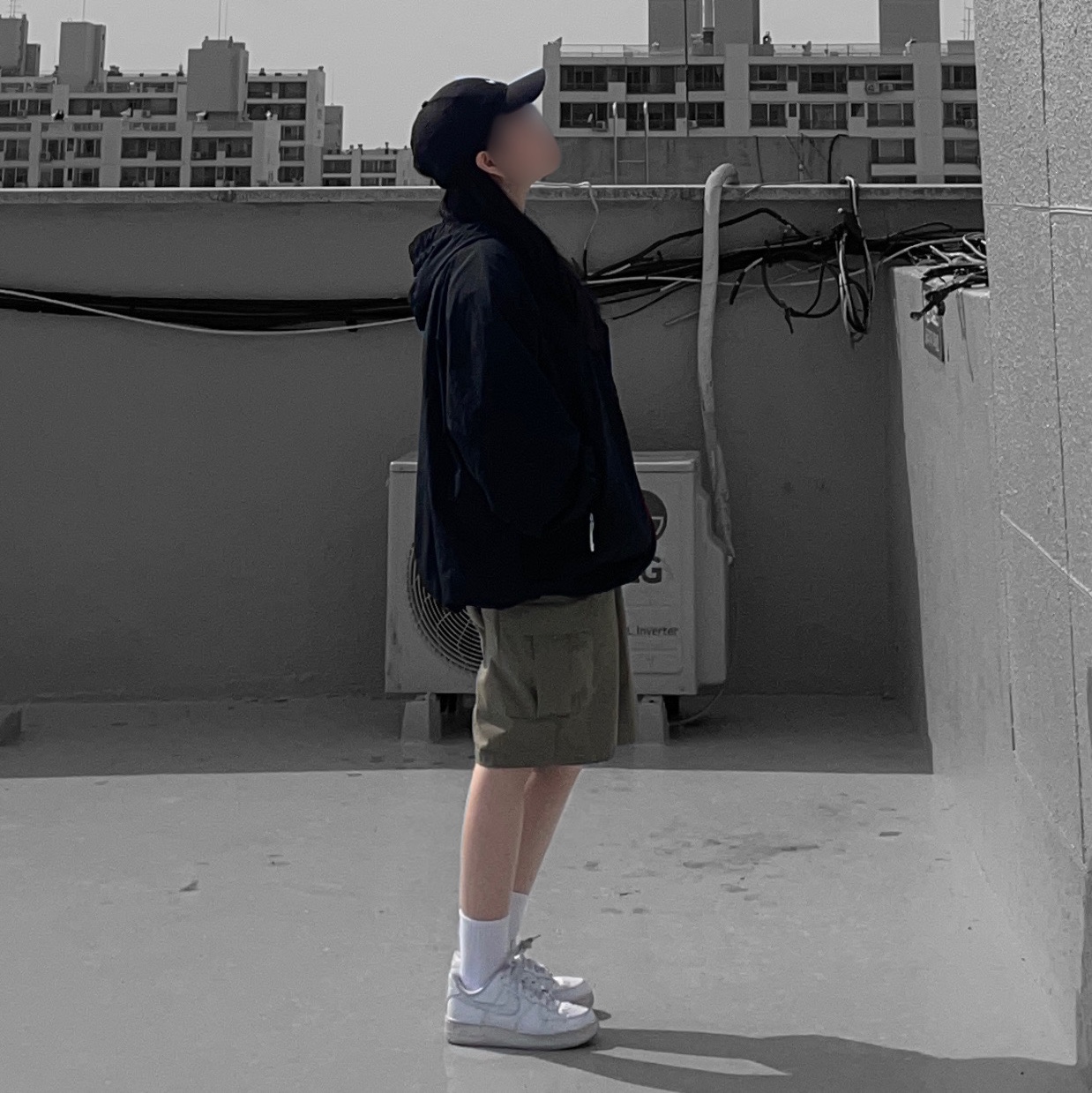 (W) Nike Air Force 1 '07 Low White, Nike Dri-Fit Legacy 91 Golf Cap Black 착용 스타일 - 2
