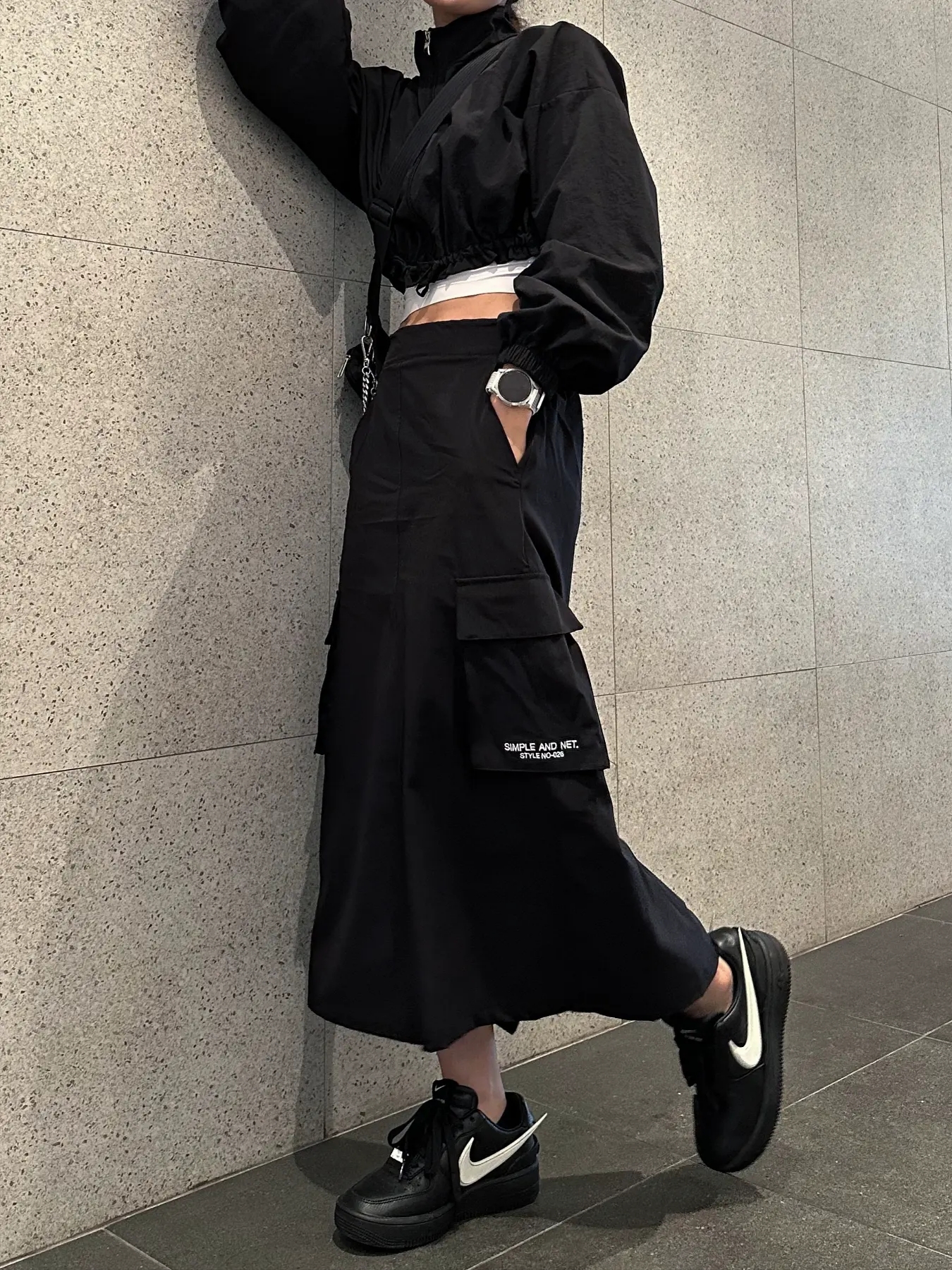 Nike x Ambush Air Force 1 Low SP Black 착용 스타일 - 2