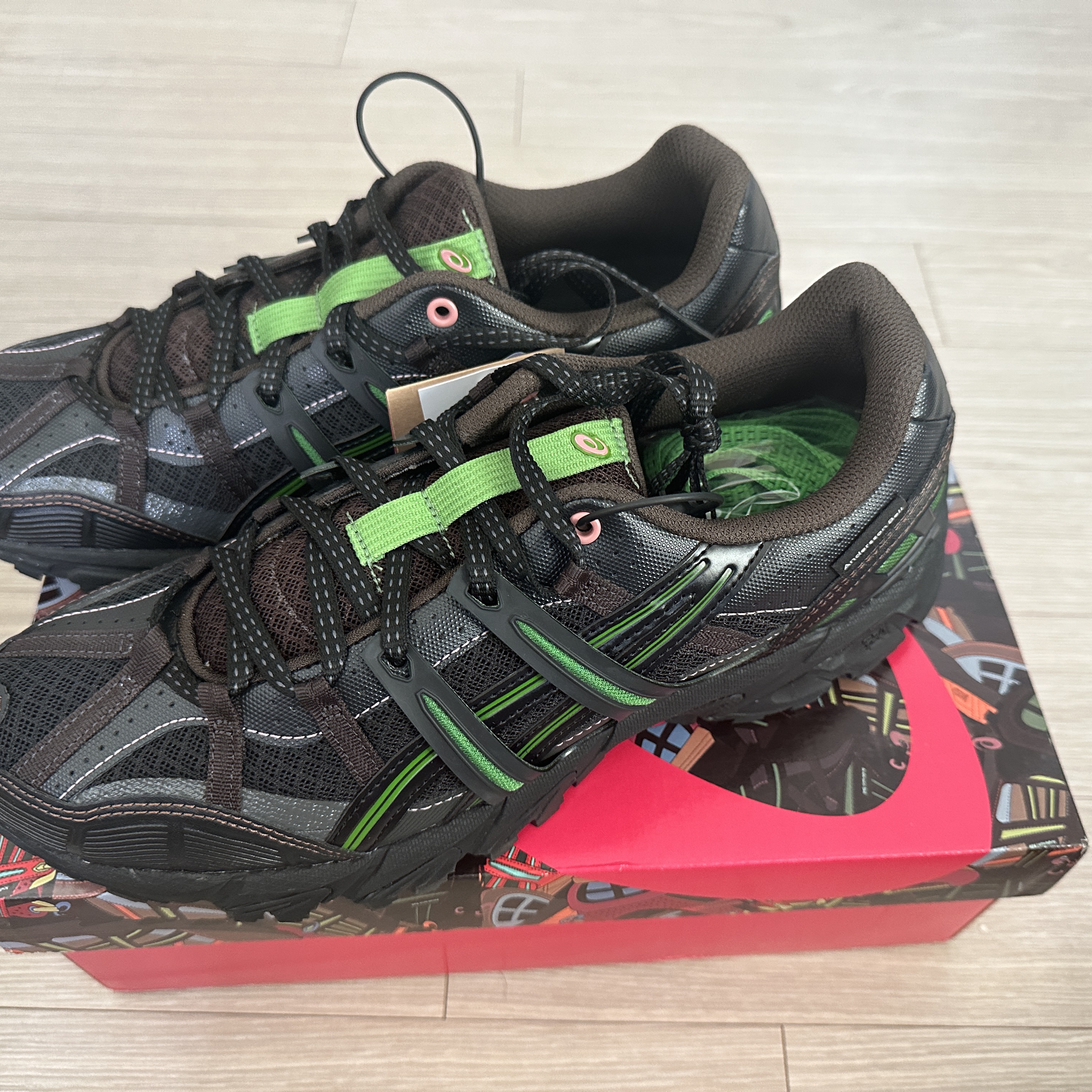 Asics x Andersson Bell Gel-Sonoma 15-50 Black Green 착용 스타일 - 2