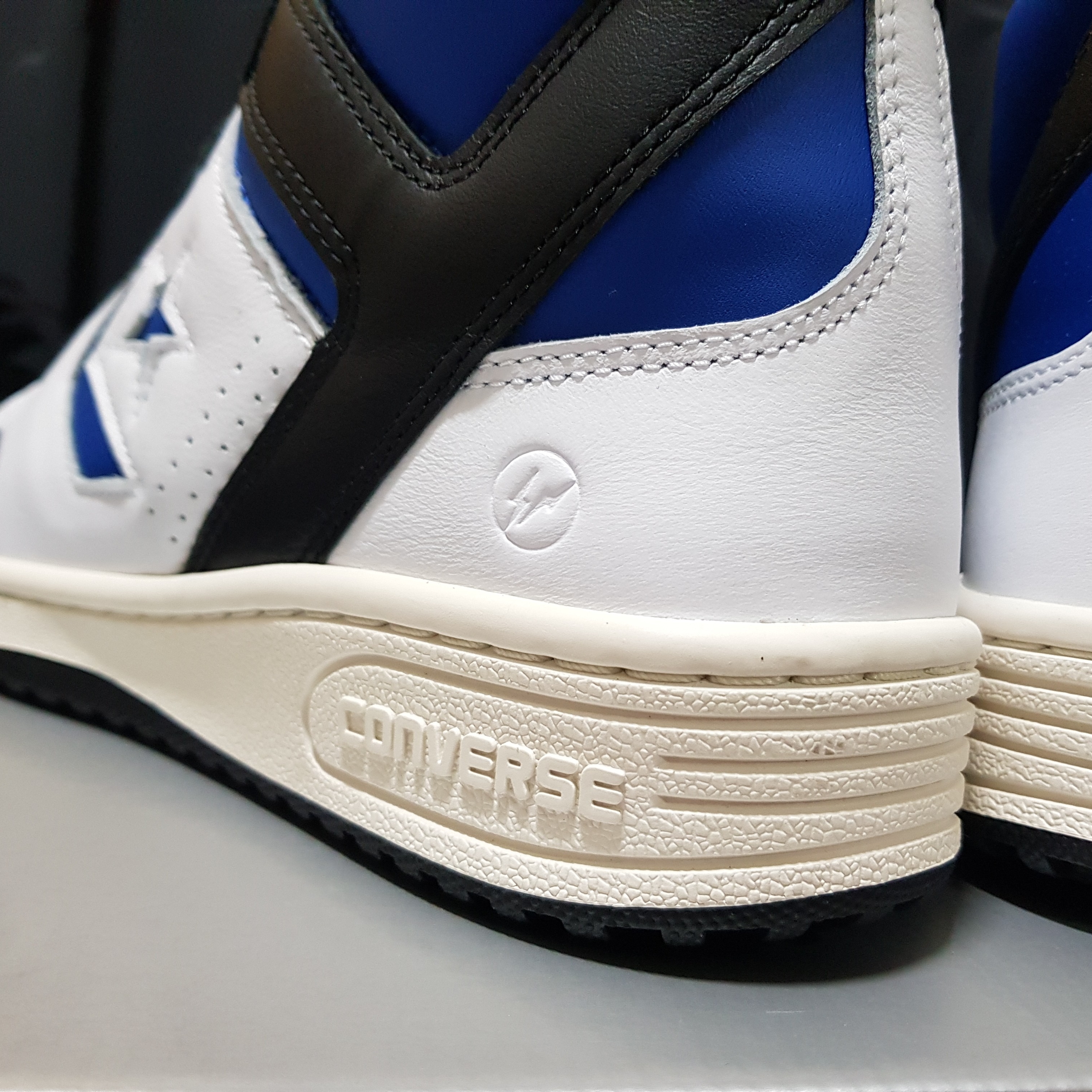 Converse x Fragment Weapon Mid White 착용 스타일 - 5